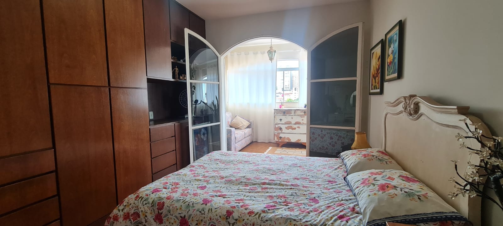 Casa Duplex  à venda, 404m² úteis, 4 quartos sendo 3 suítes,  4 vagas- Jardim Quebec, Londrina, PR