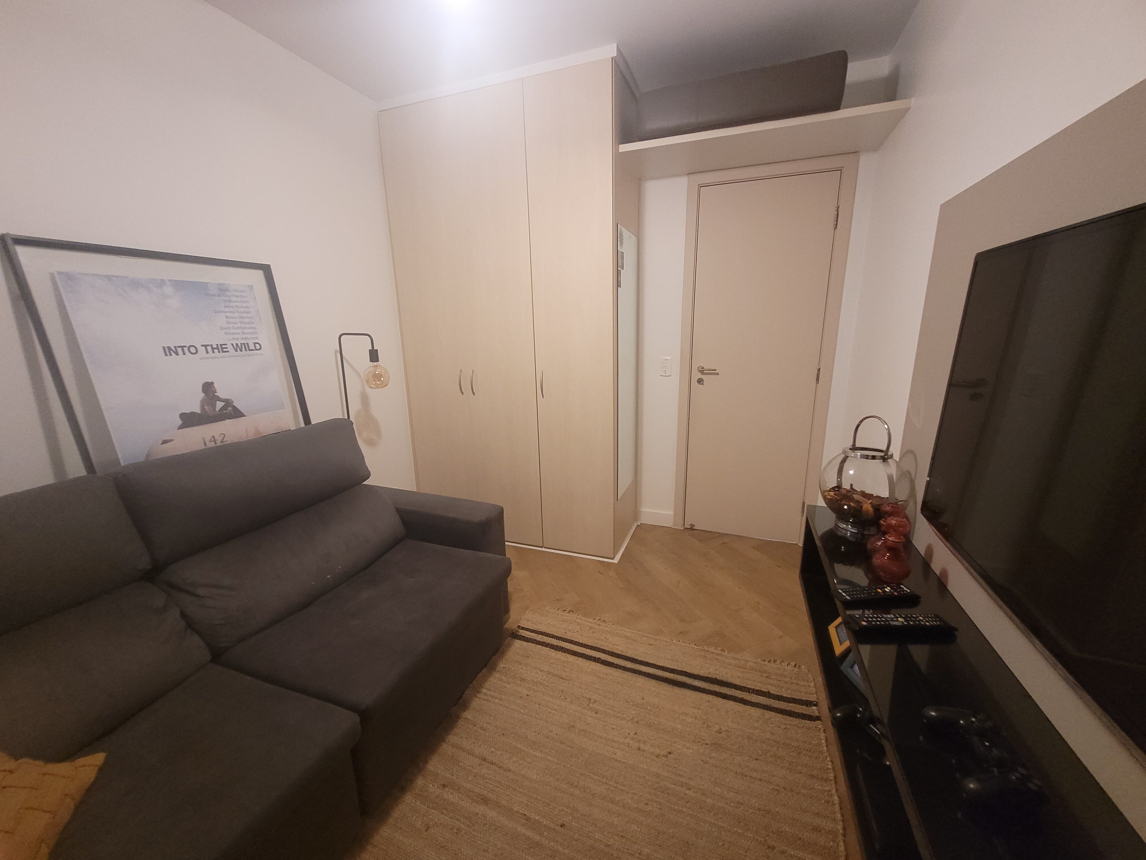 Apartamento à venda, no Edifício Le Corbusier, 122m², 3 quartos, 2 vagas de garagem, andar alto, sacada com churrasqueira, Gleba Palhano - Londri
