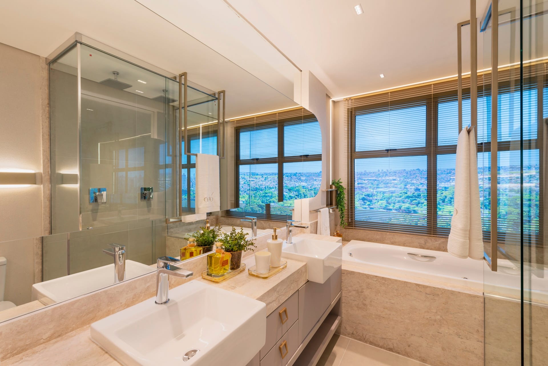 Apartamento na planta  à venda, Edifício ORO, 159m² úteis, 3 suítes, 2 vagas,  Nova prochet - Londrina, PR