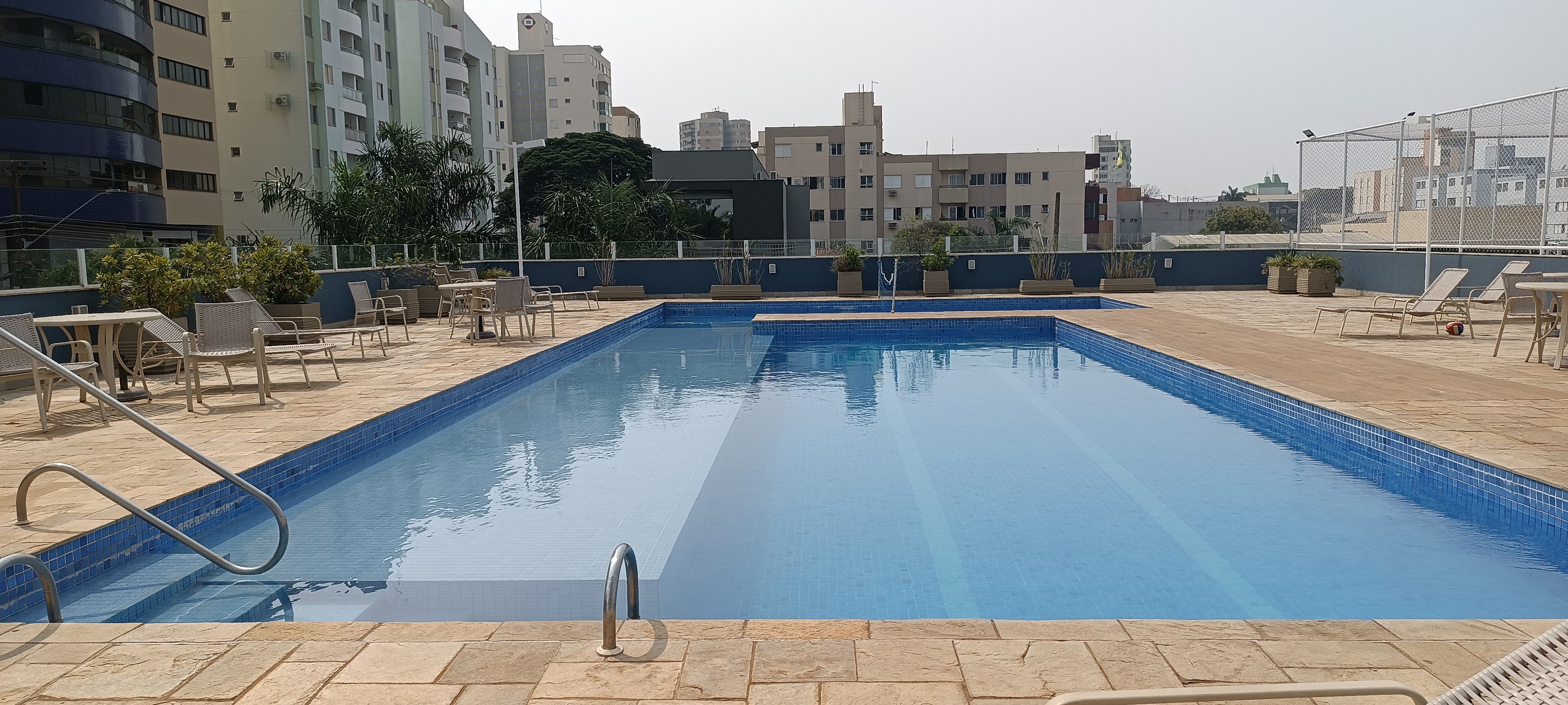 Apartamento à venda, Edifício Aquaparque, 69m², 2 quartos sendo 1 suíte, próx Av Maringá- Vitória, Londrina, PR