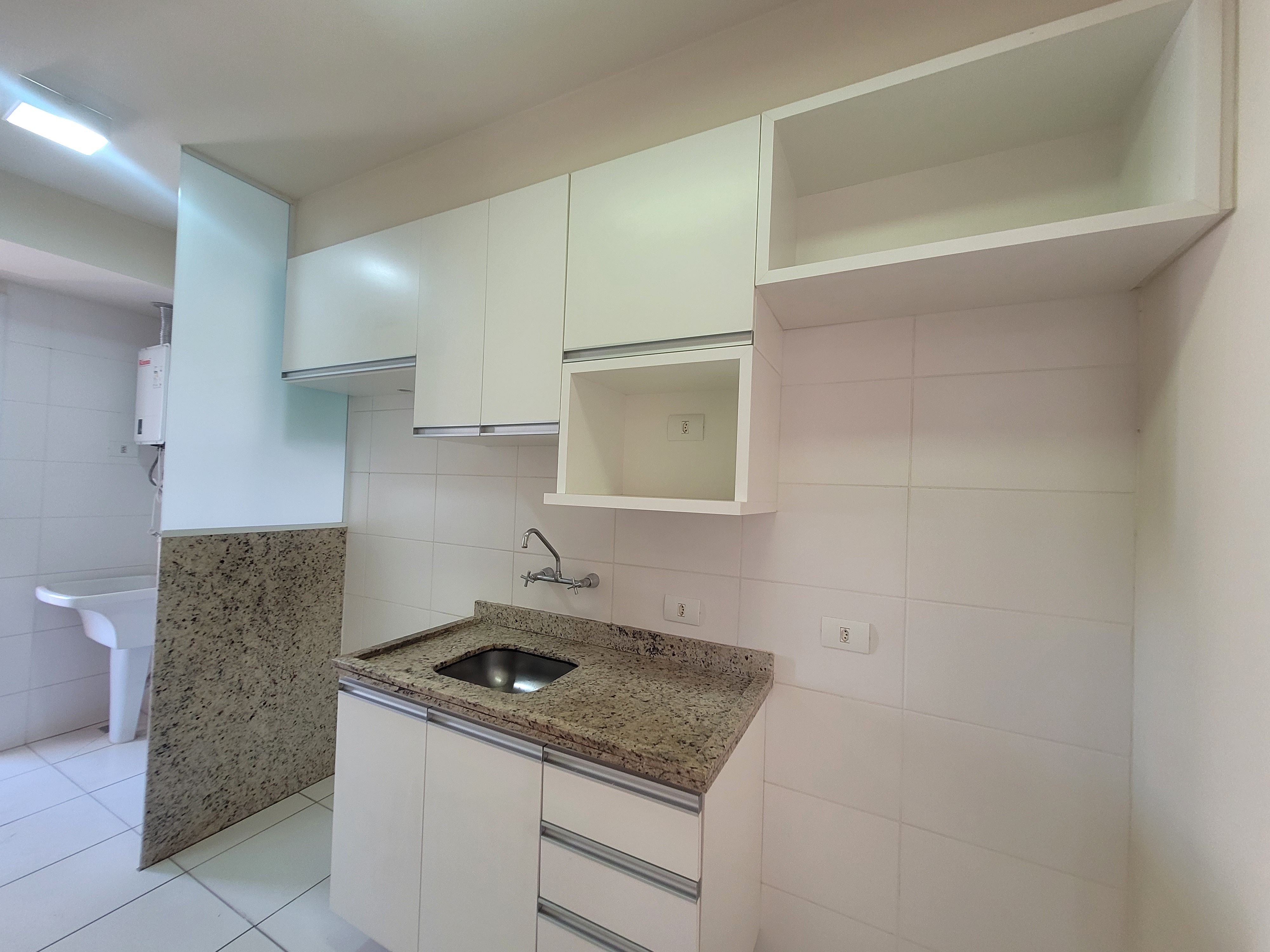 Apartamento à venda, Edifício Neo Palhano, 77m² úteis, 3 quartos sendo 1 suíte - Gleba Fazenda Palhano, Londrina, PR