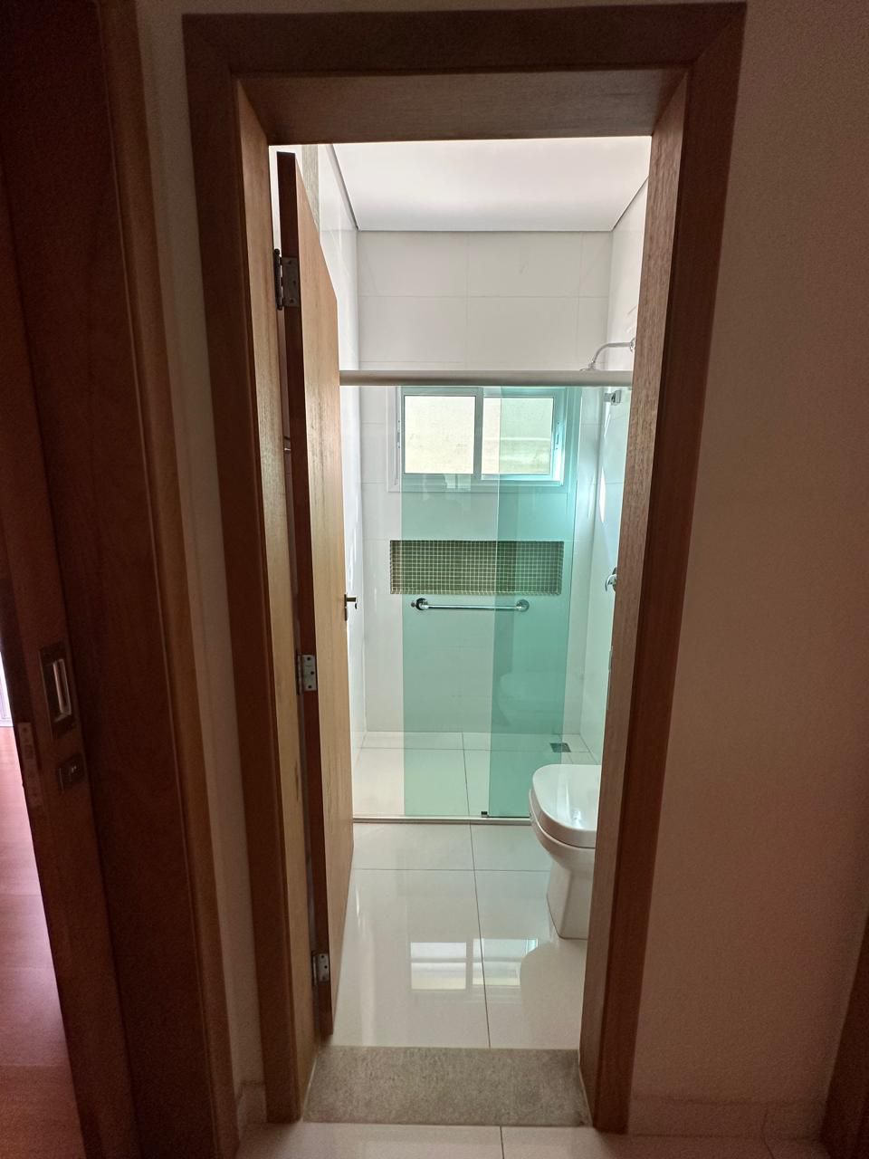 Casa à venda, 3 quartos sendo 1 demi suite, 360 m², Condomínio  Ville Campestre, Londrina, PR
