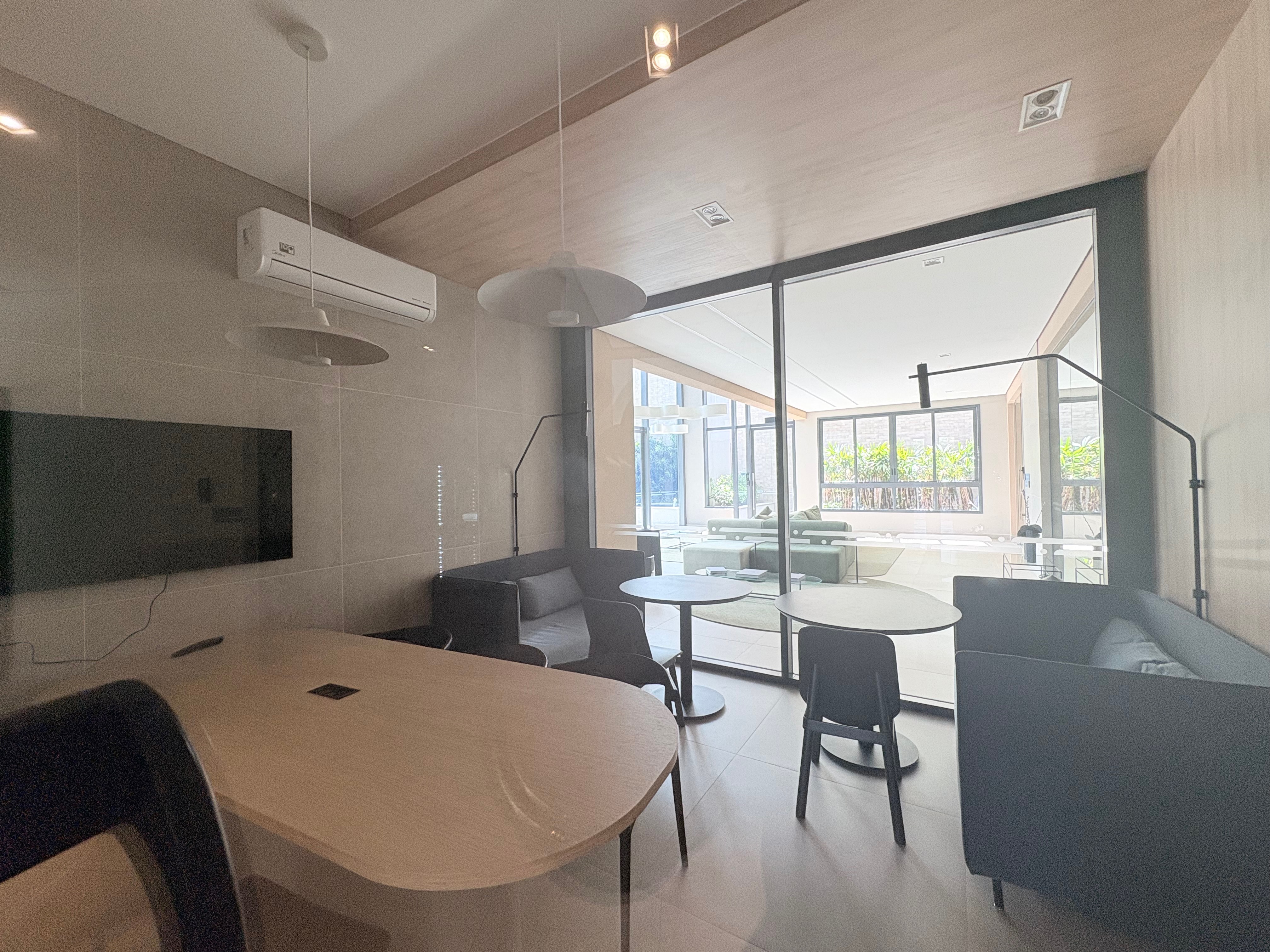 Apartamento à venda,  Edifício Tay, 98m² úteis, 2 suítes, 2 vagas -  Gleba  Palhano - Londrina Pr