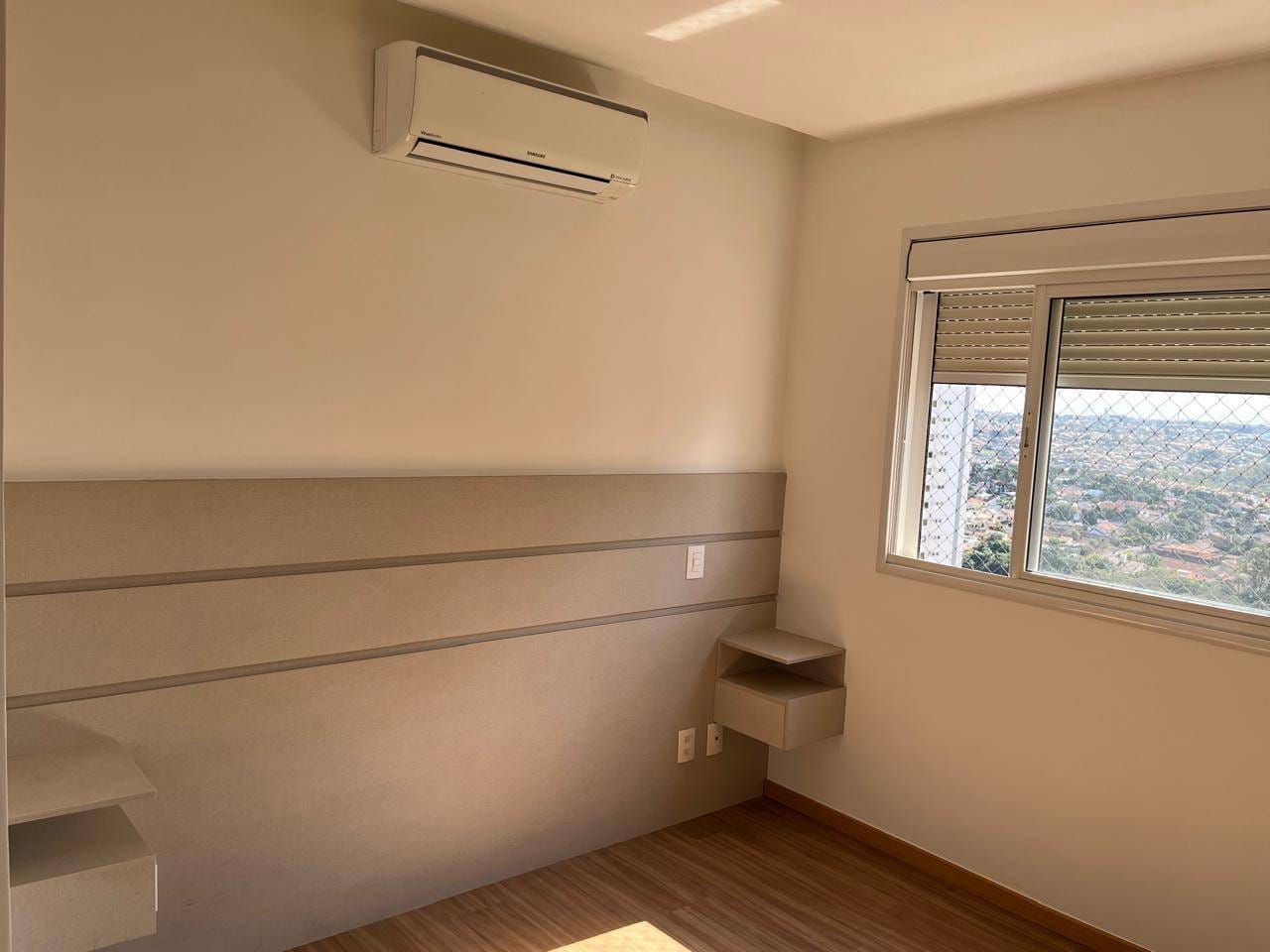 Apartamento à venda, Edifício Alameda Eco Resort , 83m² úteis, 3 dormitórios sendo 1 suíte, 2 vagas , andar alto, Gleba Palhano, Londrina, PR