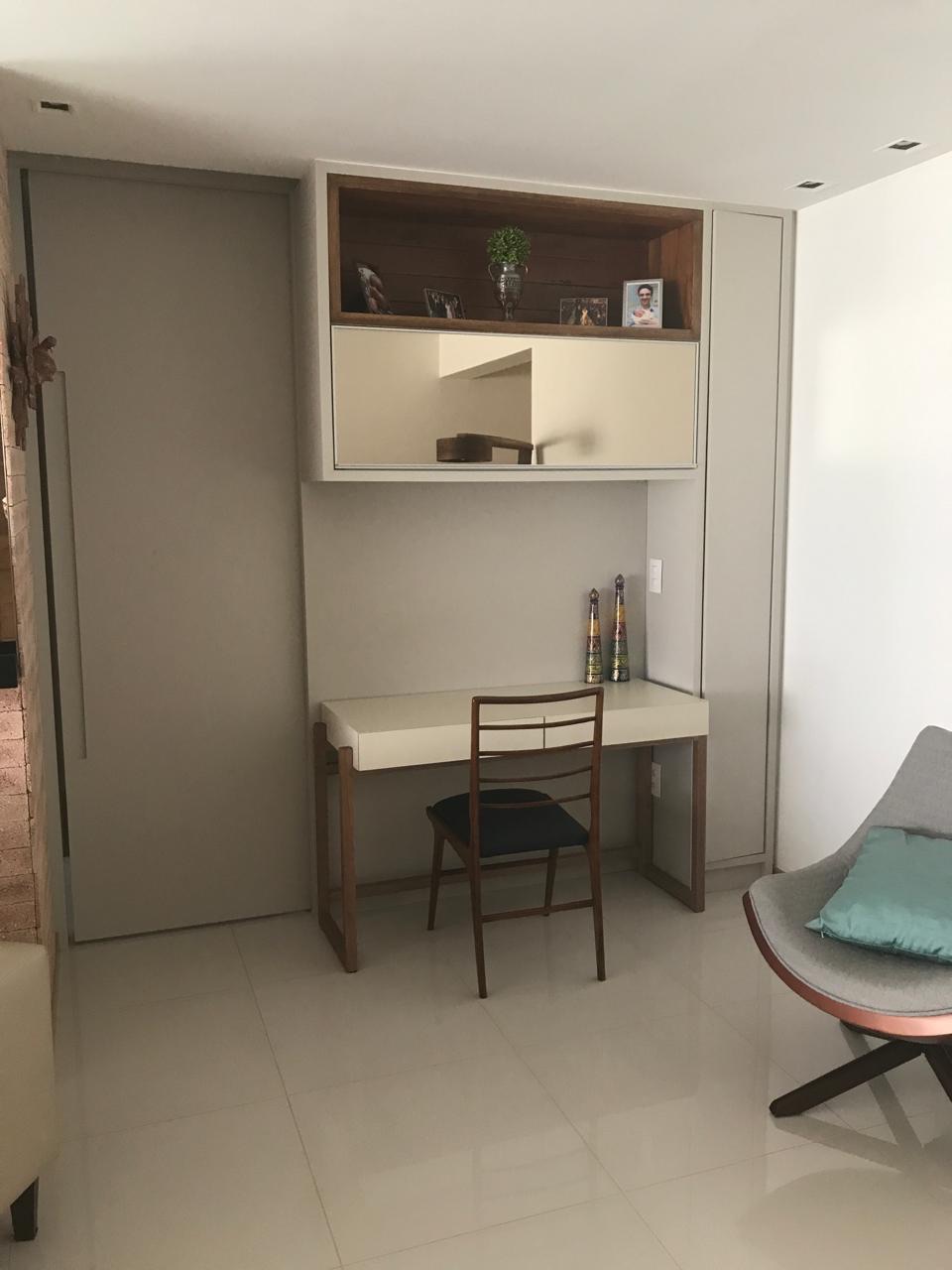 Apartamento à venda Cenário Residence, 3 dormitórios, 1 suite e 3 garagens, Centro, Londrina, PR