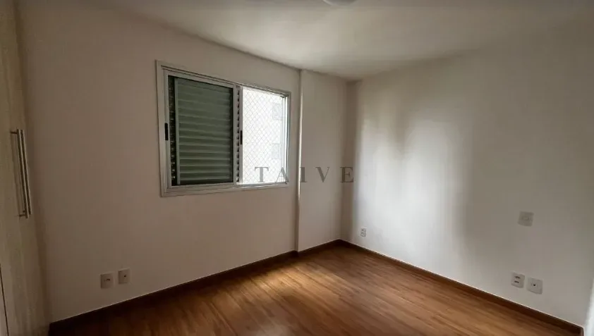 Vende-se apartamento com churrasqueira na sacada, 75 m², 3 quartos (1 suíte), no Condomínio Florais Eco Resort & Residence, Gleba Palhano, Londri - foto 6