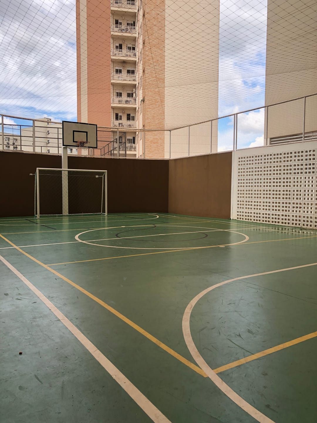 Apartamento à venda, Edifício Dolce Vita, 131,89m² úteis, 3 quartos (1 suíte), ampla varanda com churrasqueira, 2 vagas - Caiçaras, Londrina, PR