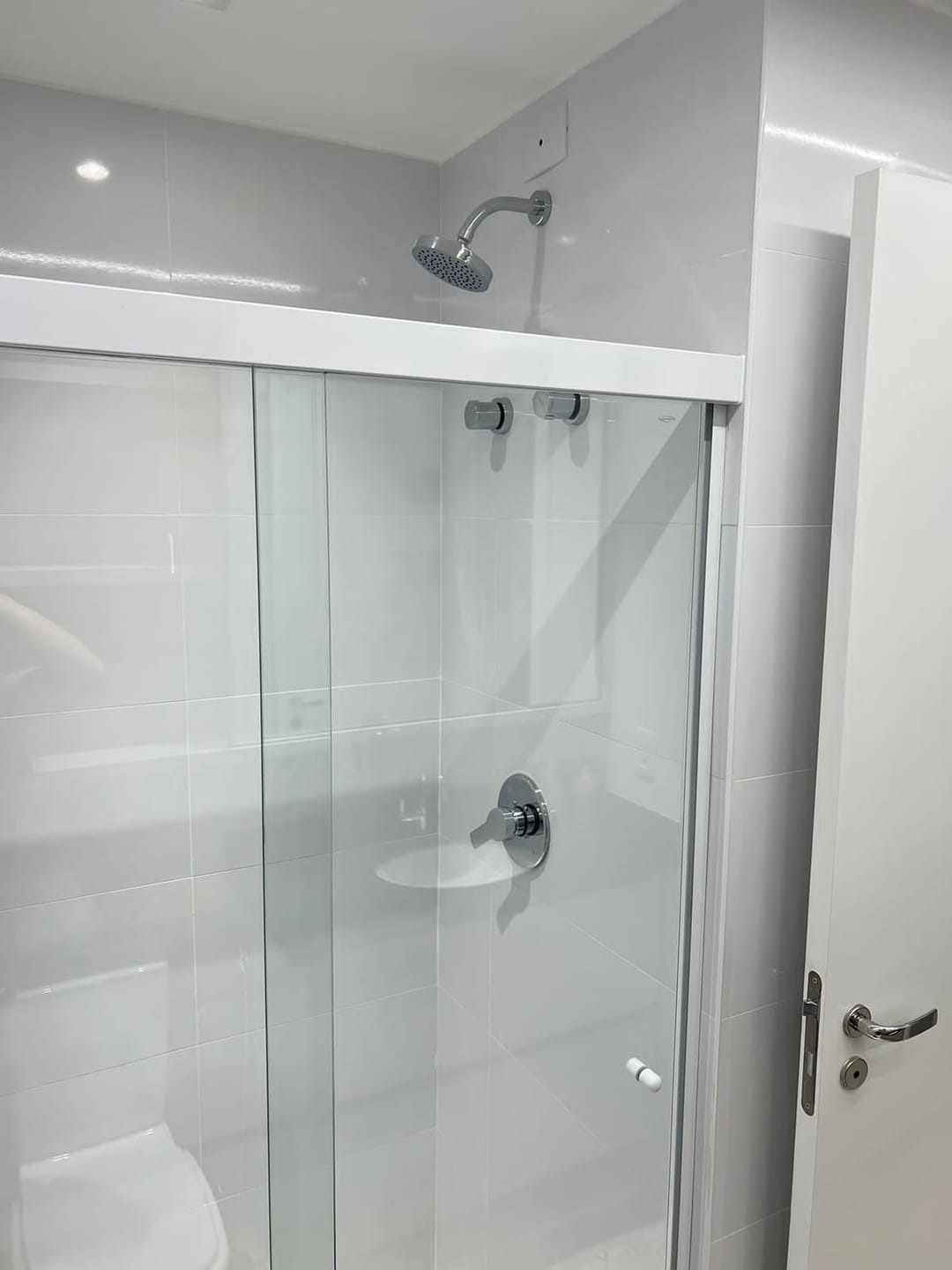 Apartamento à venda, Edifício  Vista Parque Lago, 71m² úteis, 2 quartos (sendo 1 suíte) 2 vagas, andar alto, sol da manhã - Jardim Presidente, Lo