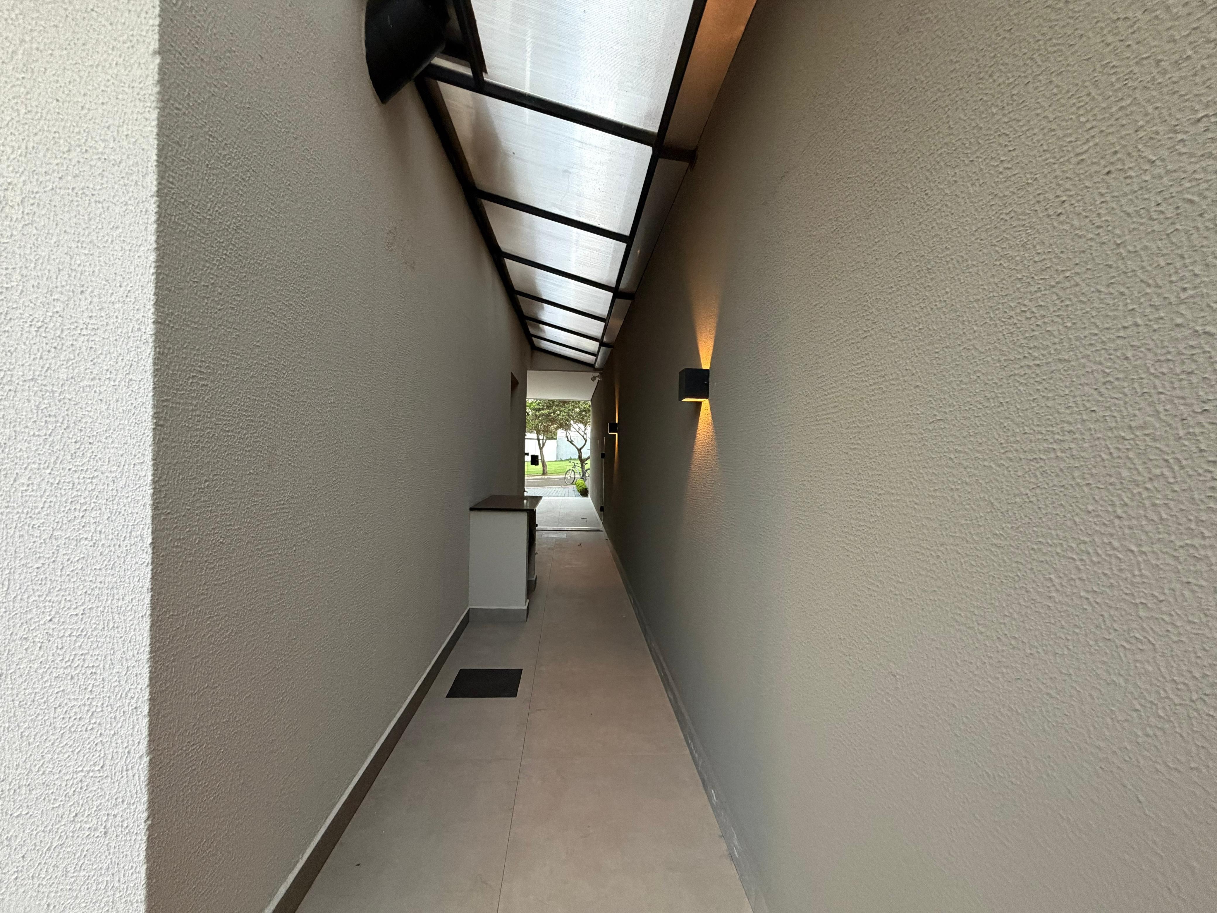 Sobrado á venda, Condomínio Bela Vitta,  195m² úteis , 3 suite Suites, todo planejado - Zona Leste - Londrina/PR