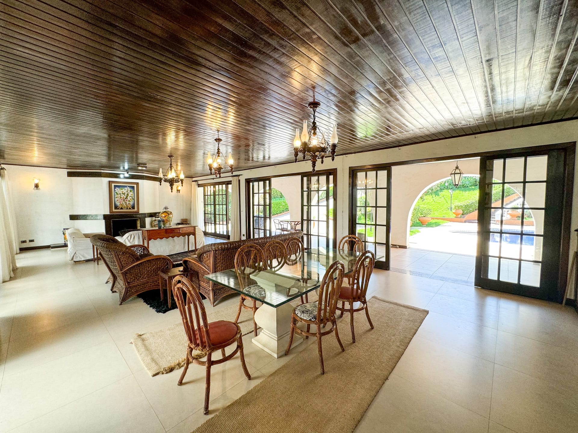 Casa para venda , 5 suítes,Bela Suiça, Londrina, PR