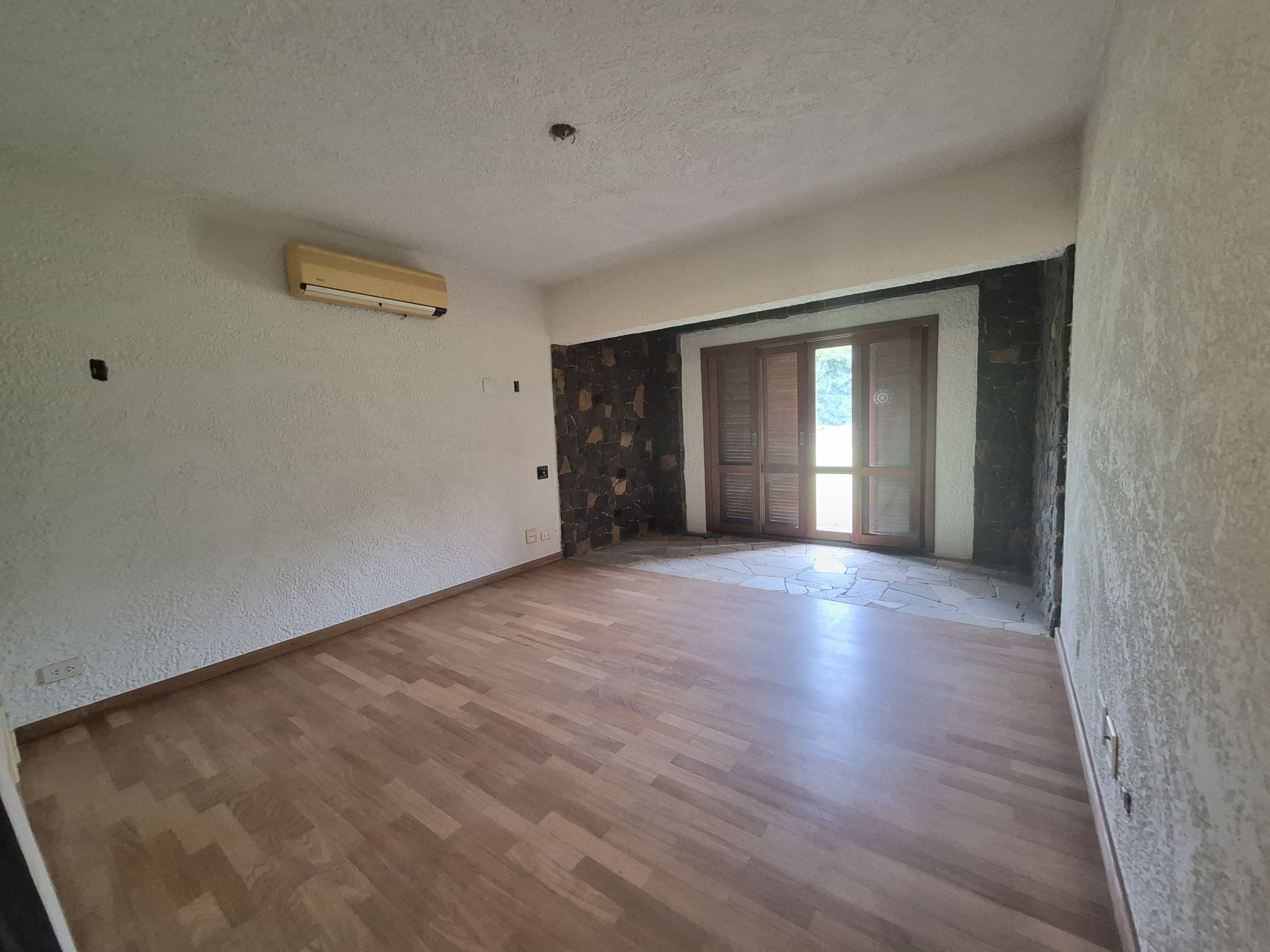 Casa em condomínio para Venda, 3.200 m², 3 suites, Recanto do Salto, Londrina, PR