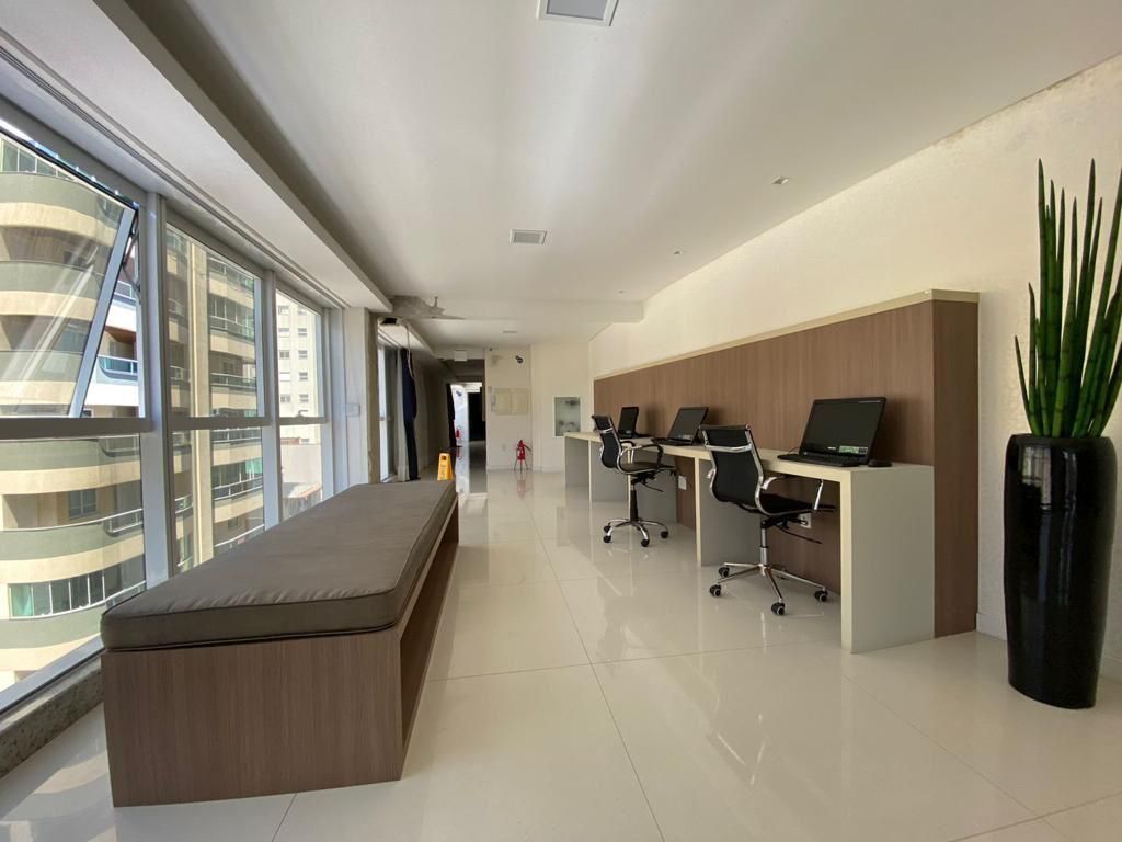 Apartamento com vista mar no Edifício Dubai Tower Residence em Itapema, SC