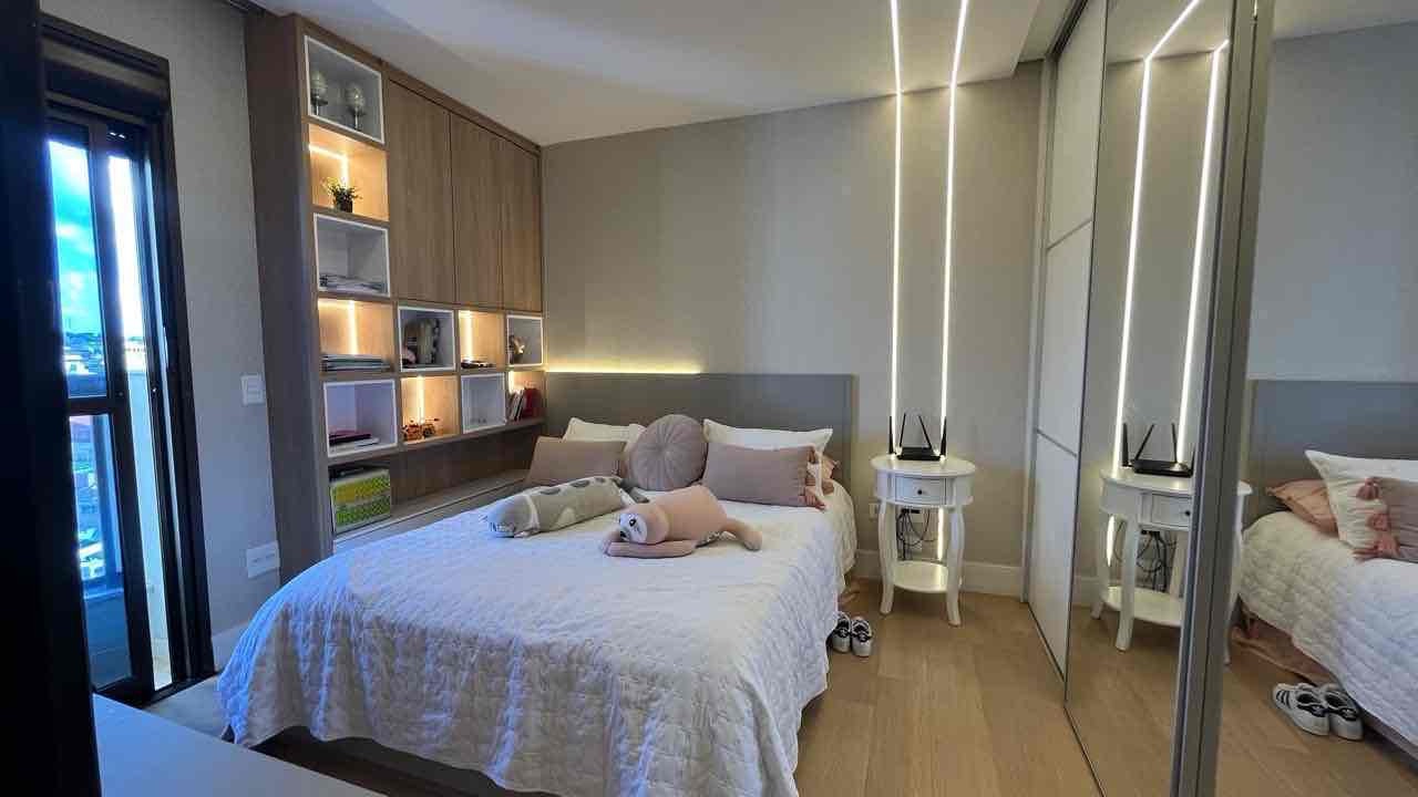 Apartamento semi mobiliado à venda, Edifício Palazzo Veronesi, 240m² úteis, 4 quartos sendo 2 suítes - Bela Suiça, Londrina, PR