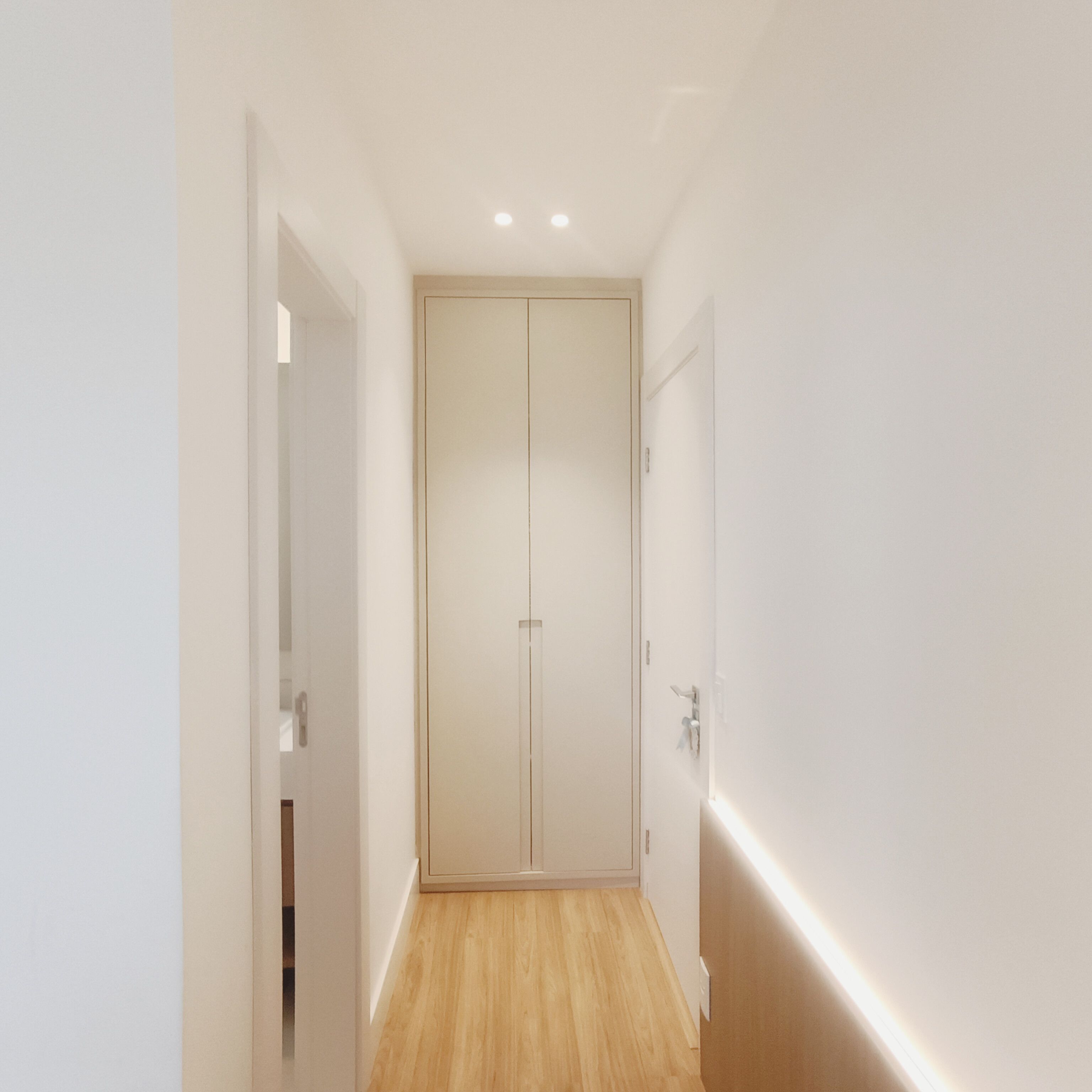 Apartamento à Venda, Ed Grand Palais, 3 suítes , completo em móveis planejados, andar alto- Gleba Fazenda Palhano, Londrina, PR