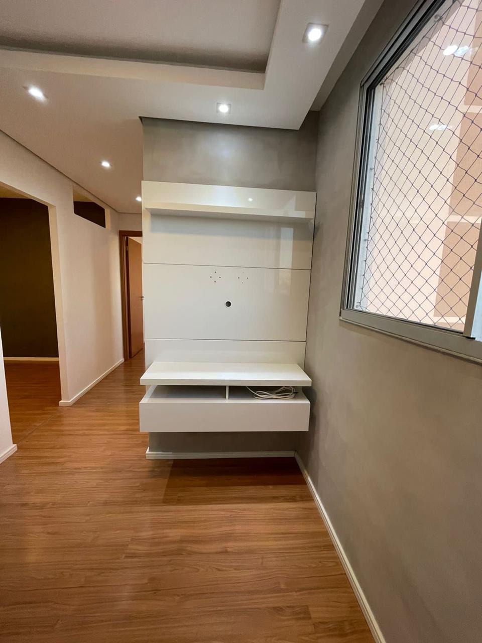 Apartamento à venda Spazio Louvre, 45m², 2 dormitórios com armários, 1 banheiro, 1 vaga de garagem, móveis embutidos, Gleba Fazenda Palhano, Lond