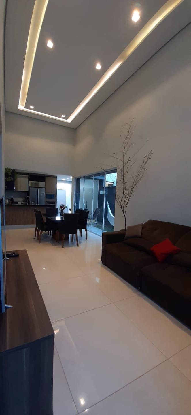 Casa à venda/ 3 quartos (sendo 1 suíte master com hidro)- Cond. Royal Maison Londrina, PR