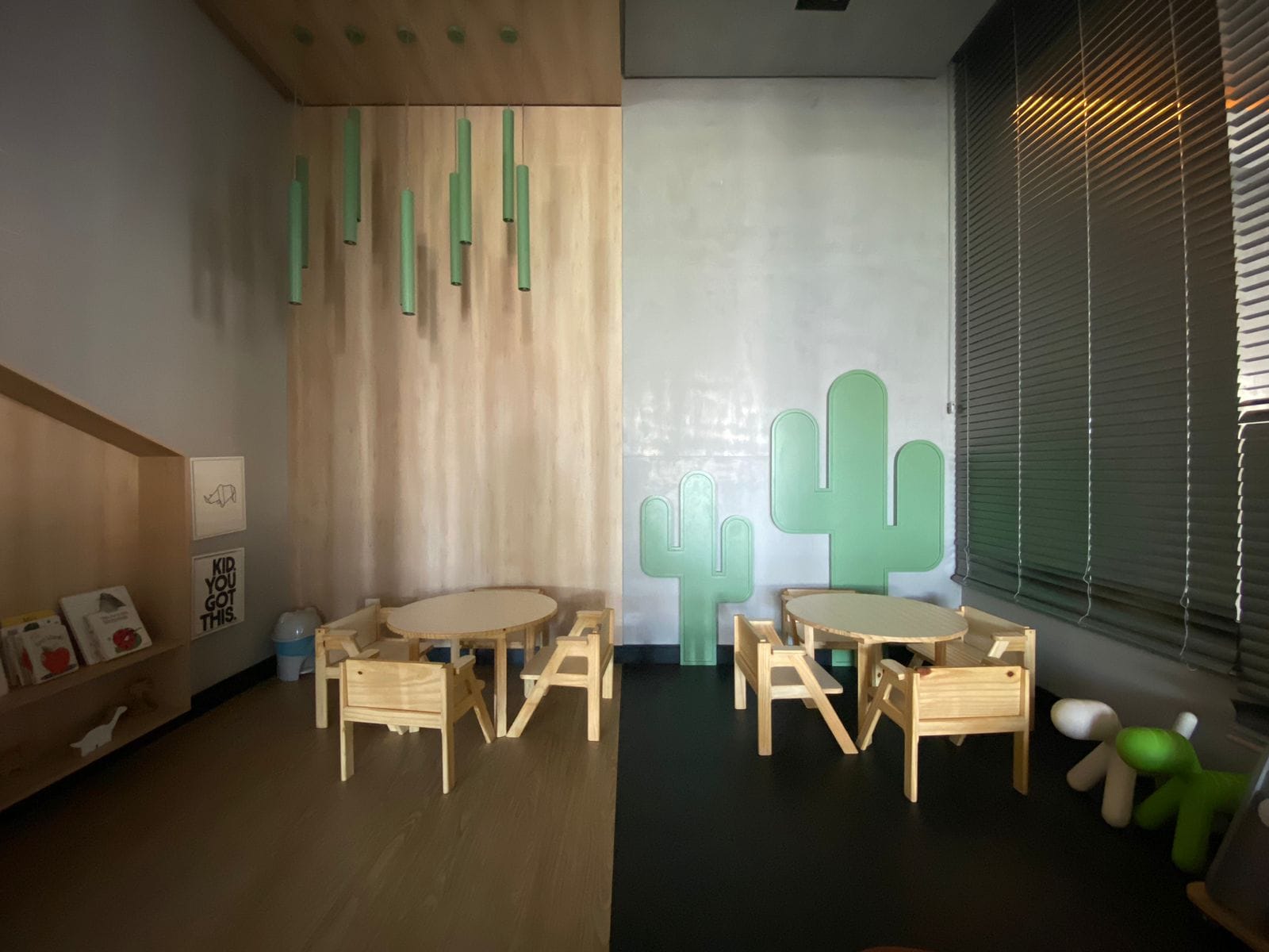 Apartamento à venda, Arch Palhano, 3 quartos, sendo 1 suíte, sacada integrada com churrasqueira, Gleba , Londrina, PR