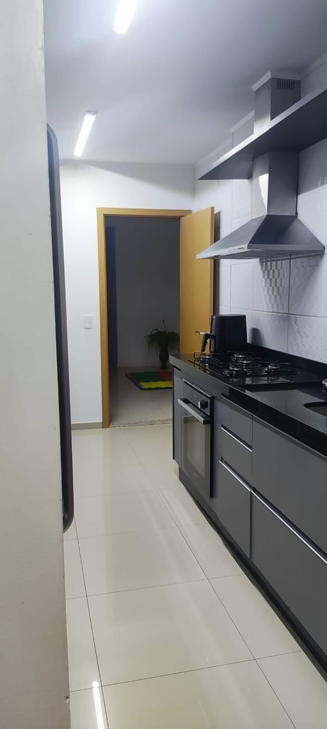 Apartamento à venda, mobiliado na Gleba Fazenda Palhano, Londrina, PR
