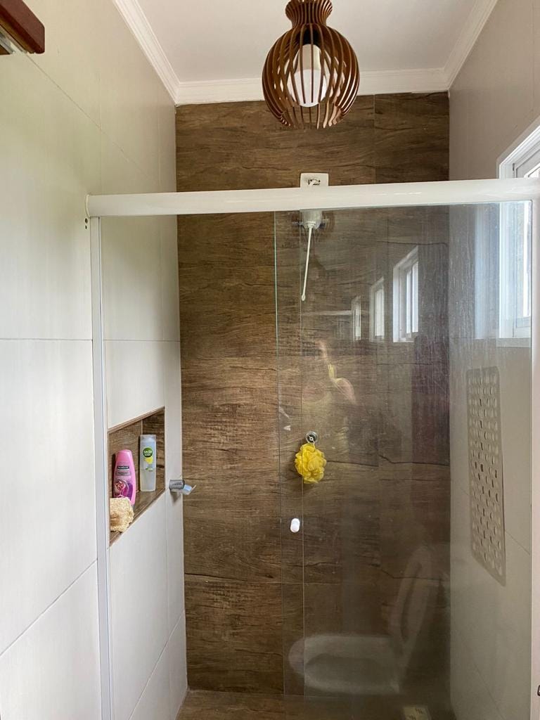 Chácara à Venda, fazenda nata, casa com 250m² de construção, 3 quartos sendo 1 suite -  Londrina, PR