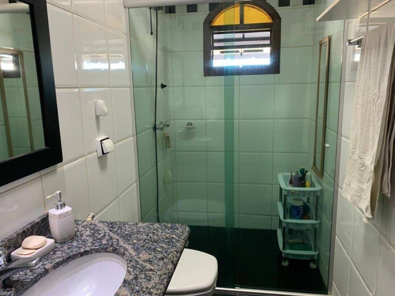 Casa à venda, 500m² terreno e 132m² construção, 2 suítes, piscina e churrasqueira, 4 vagas - Granville Parque Residencial, Londrina, PR