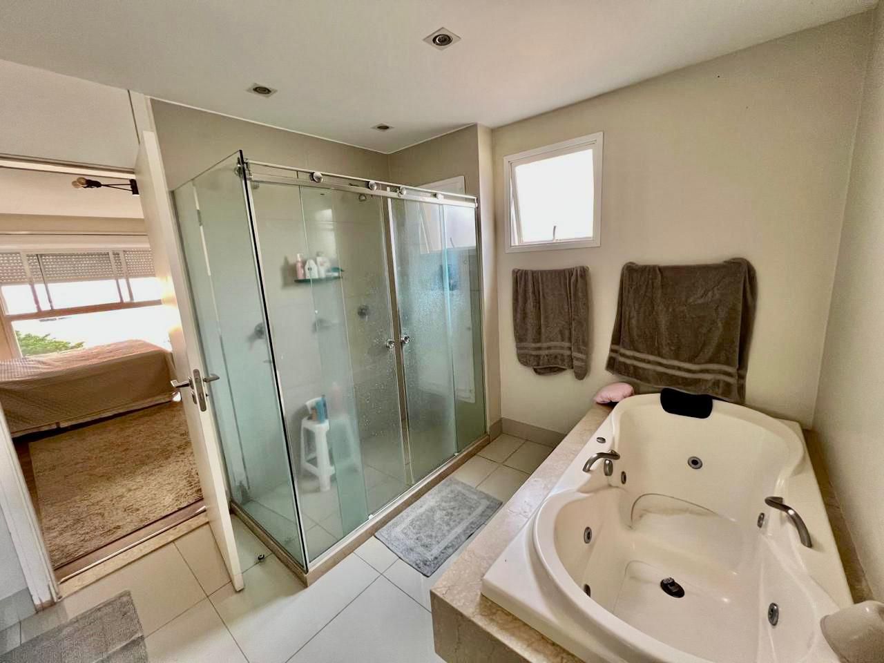 Apartamento  à venda, Ed. Maison Victoria, 183m², 3 suítes, 2 vagas -  Santa Rosa, Londrina, PR