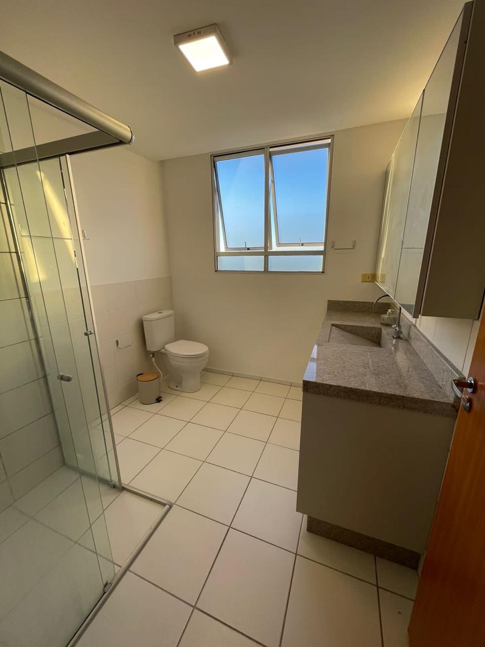 Apartamento à venda Spazio Louvre, 45m², 2 dormitórios com armários, 1 banheiro, 1 vaga de garagem, móveis embutidos, Gleba Fazenda Palhano, Lond