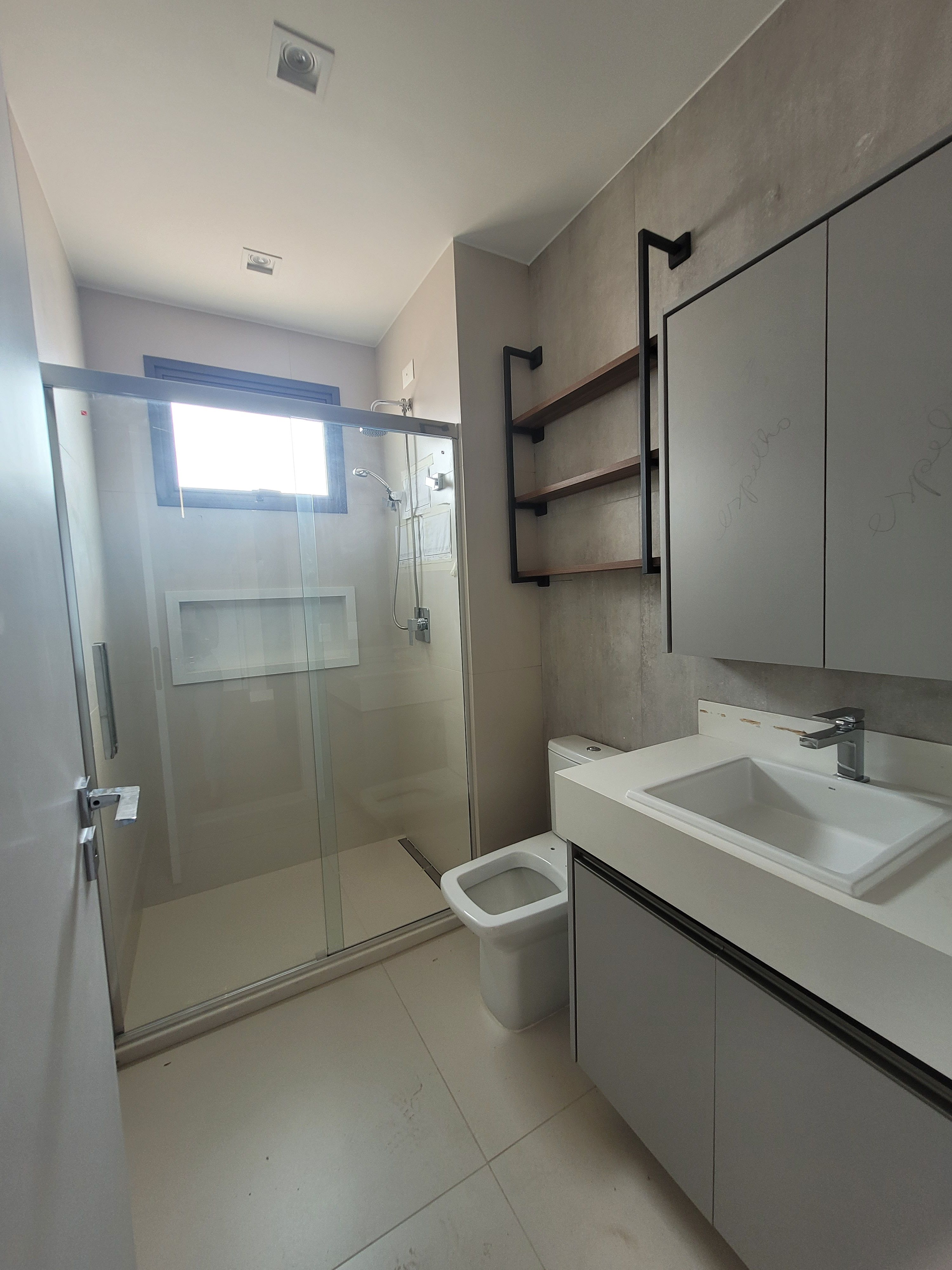 Apartamento a venda, Edifício Grand Palais, 216m² úteis, planejado, andar alto, Gleba Fazenda Palhano -Londrina, PR