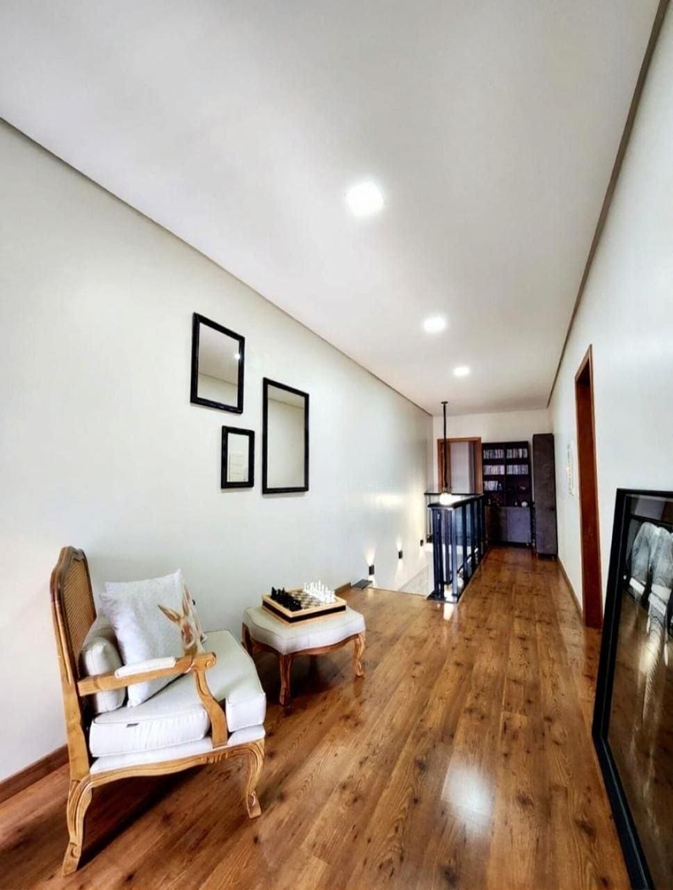 Casa à venda , Condomínio Tangará, 235m² privativos, 3 suítes, 4 garagens, churrasqueira - Parque Tauá, Londrina, PR