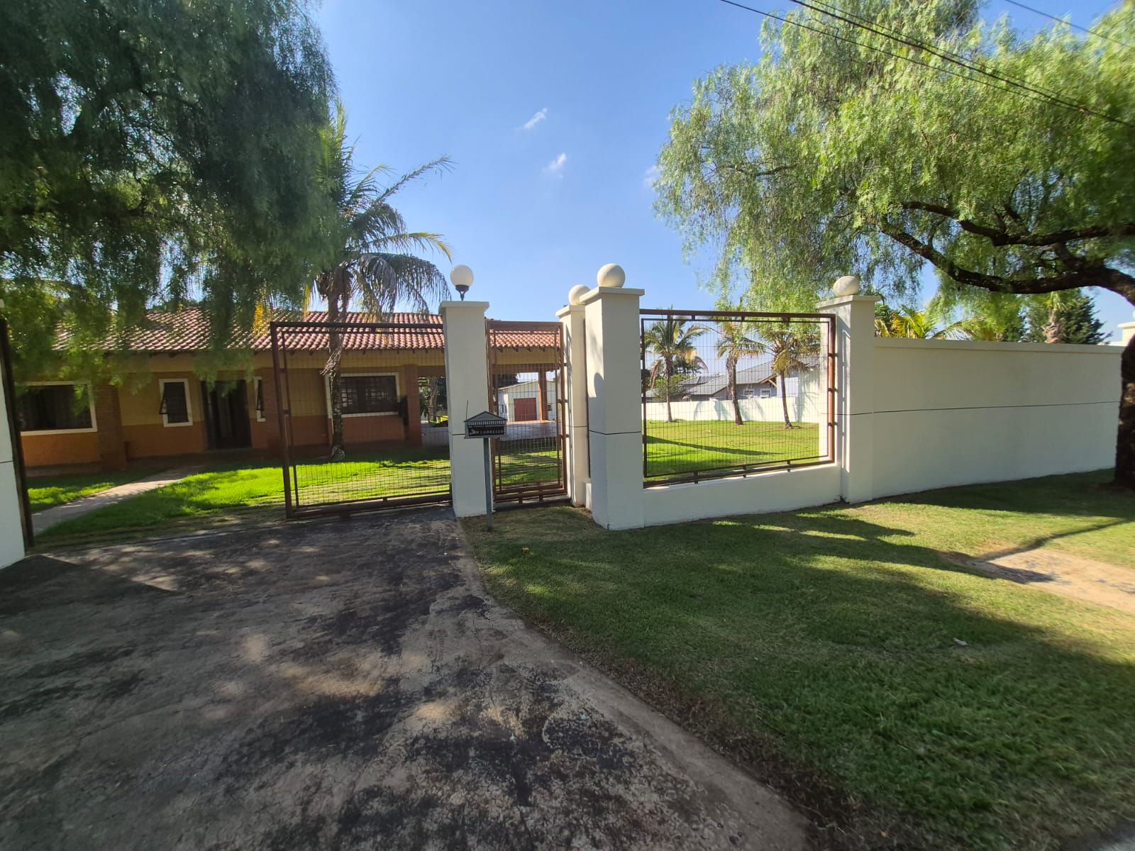 Casa à venda, 3 quartos sendo 2 suites, 350 m², Recanto do Salto, Londrina, PR - Oportunidade Unica