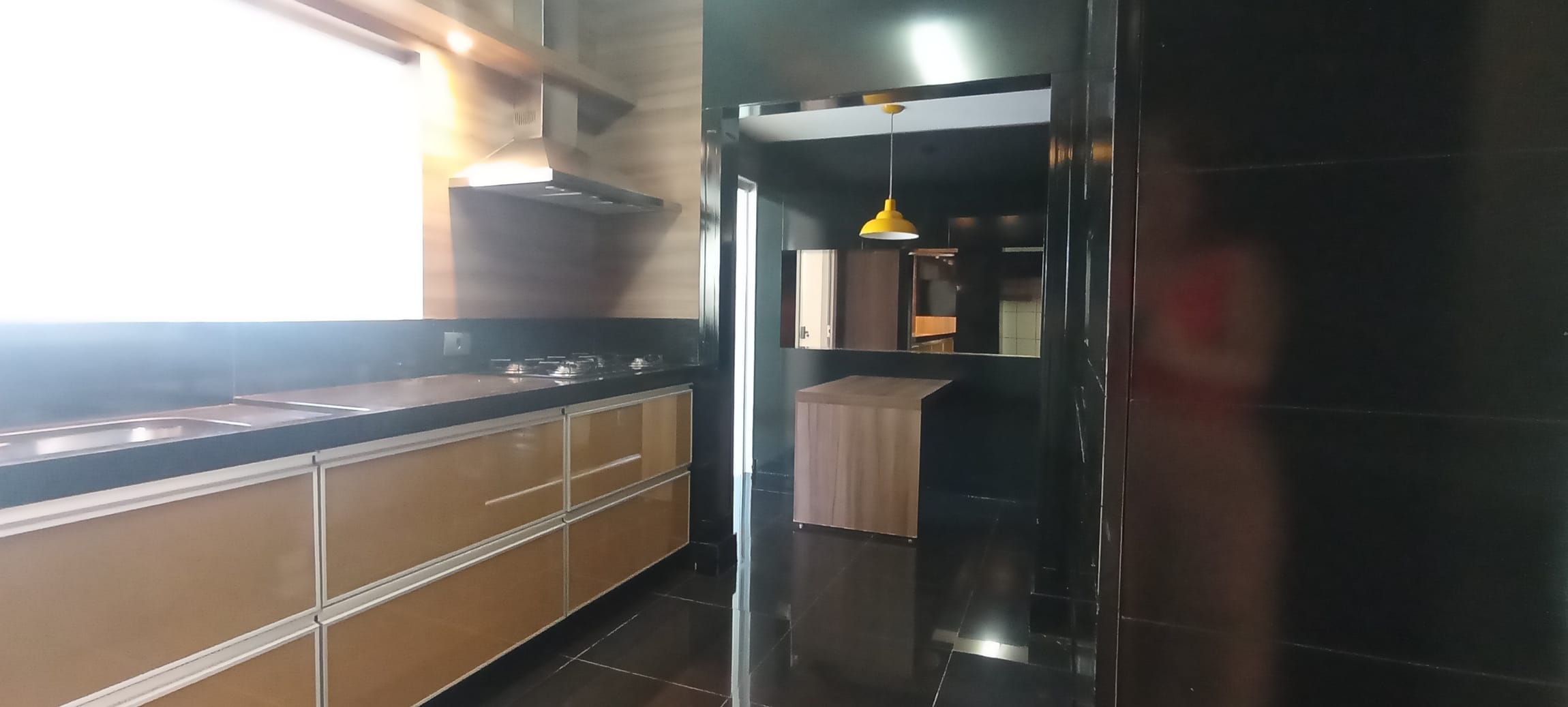 Casa  à Venda, Condomínio Royal Forest, 271m² úteis, 4 quartos sendo 2 suítes -  Esperança - Londrina PR