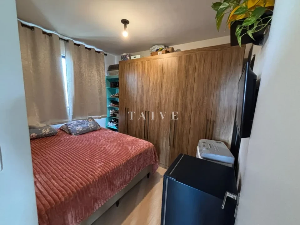 Apartamento para venda no Condomínio Vittace Boulevard, Londrina