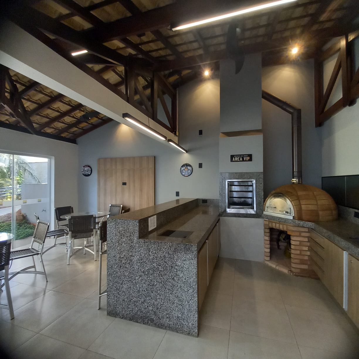Apartamento à venda, Edifício Central Park, 3 quartos sendo 1 suíte, 2 vagas, andar alto - Gleba Fazenda Palhano, Londrina, PR
