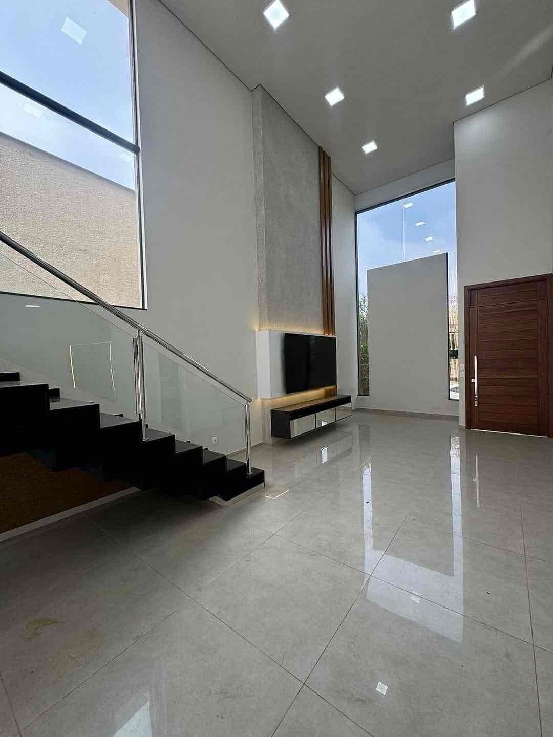 Casa  à venda, Royal Forest, 292m² úteis, 3 suítes, piscina aquecida, 4 vagas - Esperança, Londrina, PR