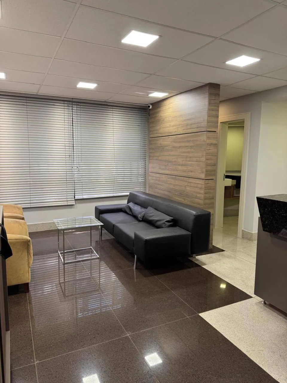 Conjunto comercial para alugar mobiliado Jardim do Lago, Londrina, PR