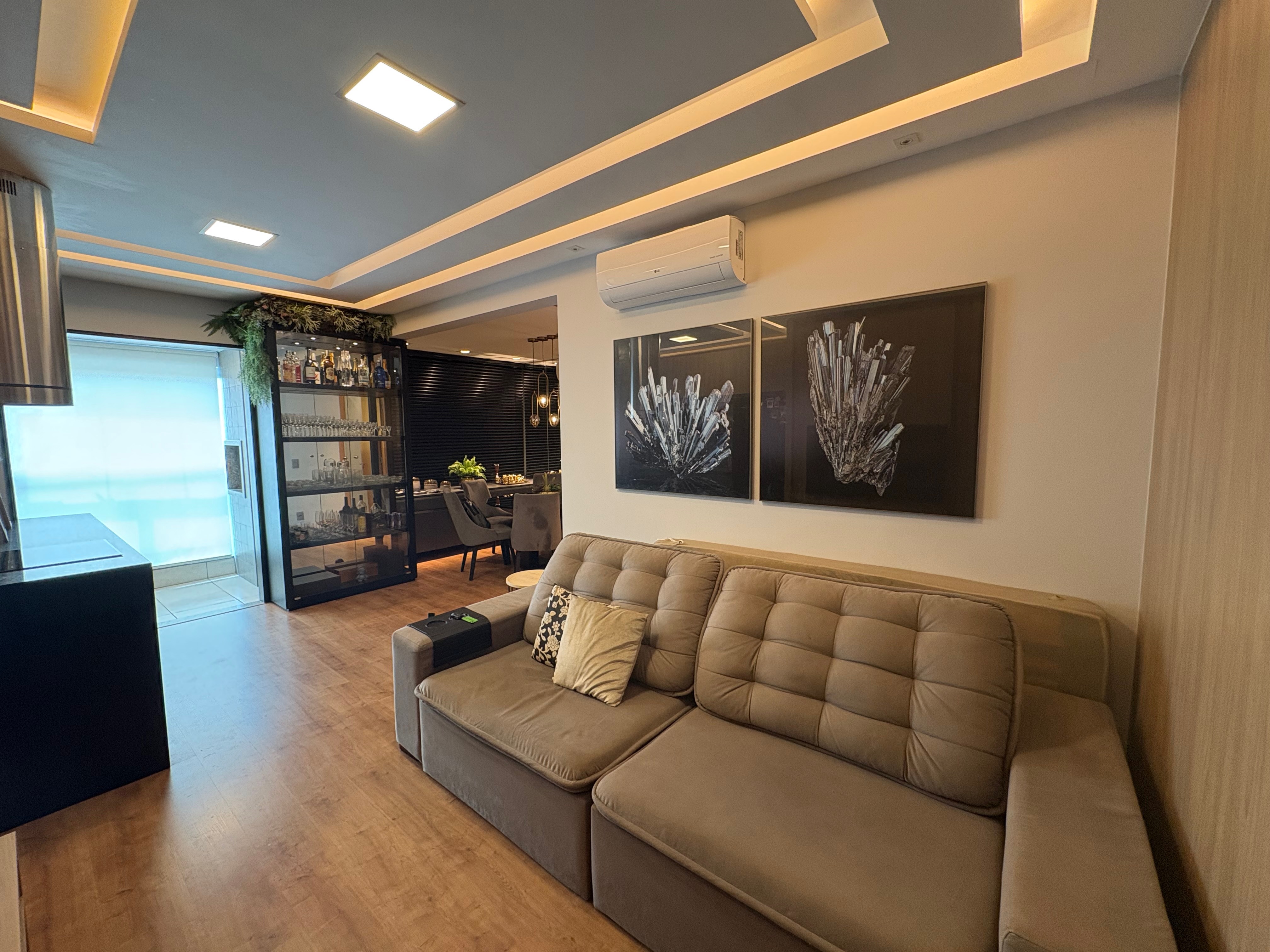 Apartamento à Venda, Edifício NYC Palhano, 2 quartos sendo 1 suíte, 2 vagas, andar alto - Gleba Palhano- Londrina, PR