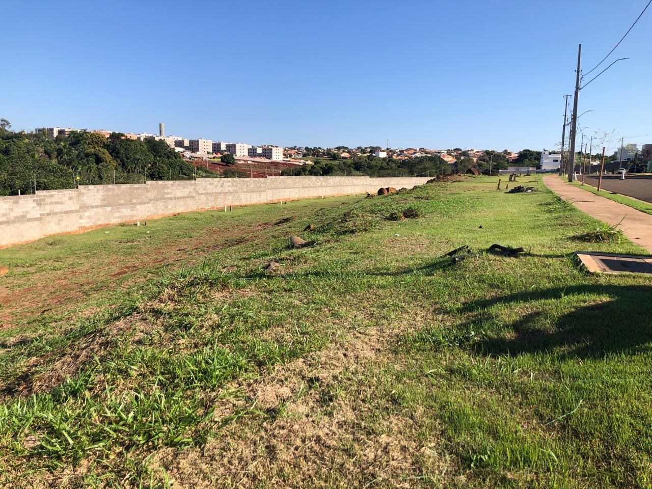 Terreno  a venda 266m² em  Parque Tauá Araguari, Jardim Morumbi, Londrina, PR