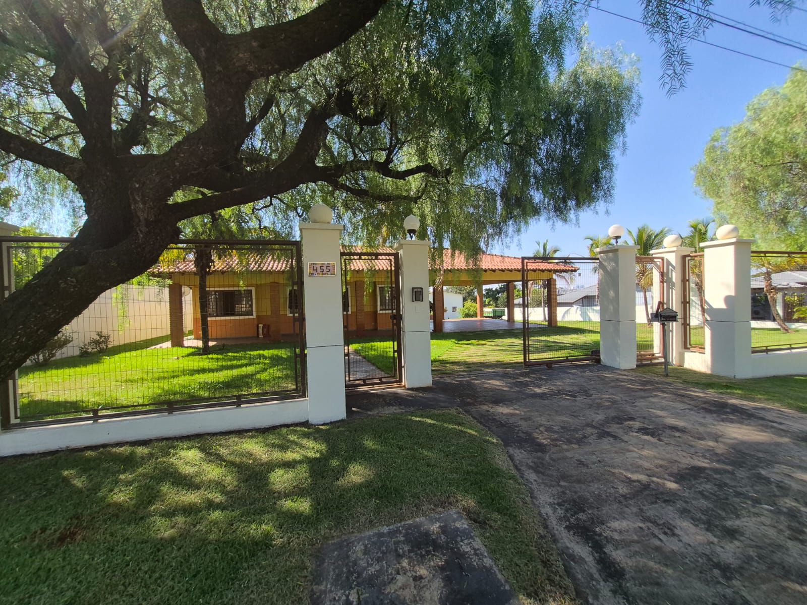 Casa à venda, 3 quartos sendo 2 suites, 350 m², Recanto do Salto, Londrina, PR - Oportunidade Unica