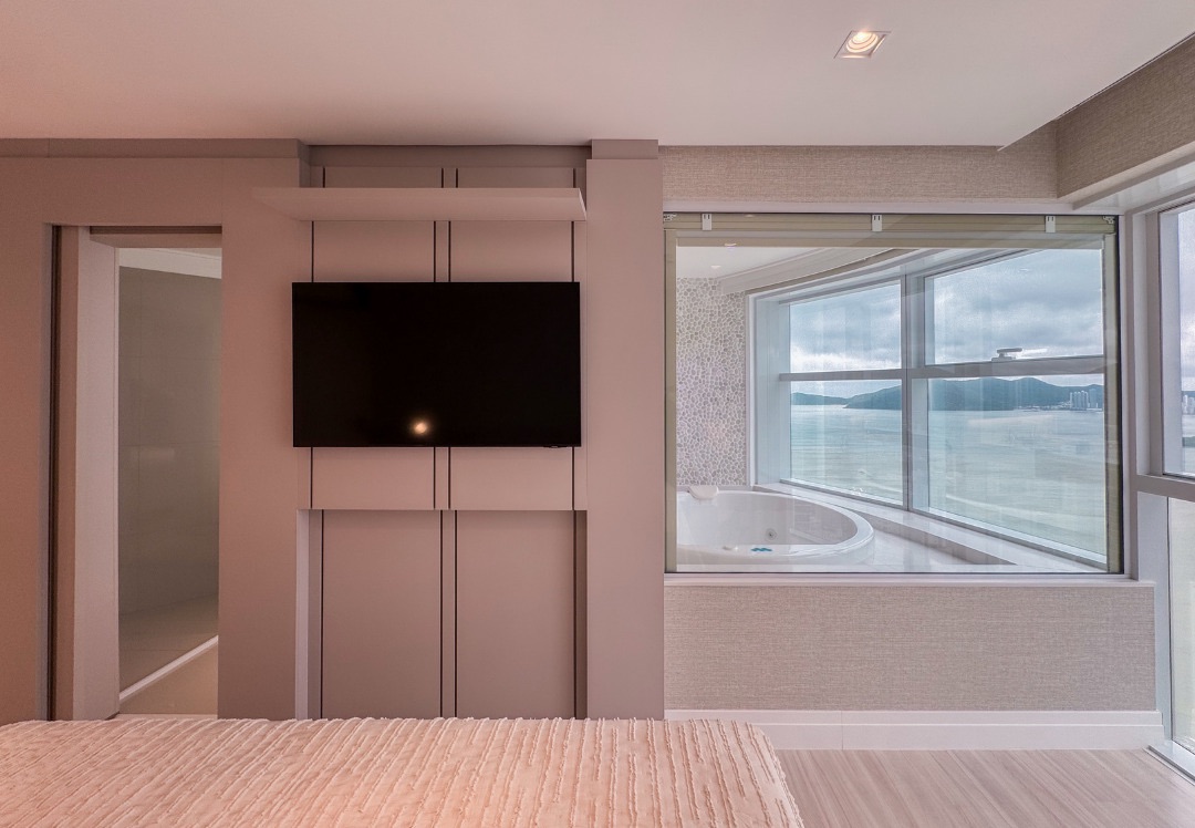 Apartamento à venda vista mar - Edifício Infinity Coast, 164m² úteis, 3 suítes, andar alto, 3 vagas  -  Pioneiros, Balneário Camboriú, SC