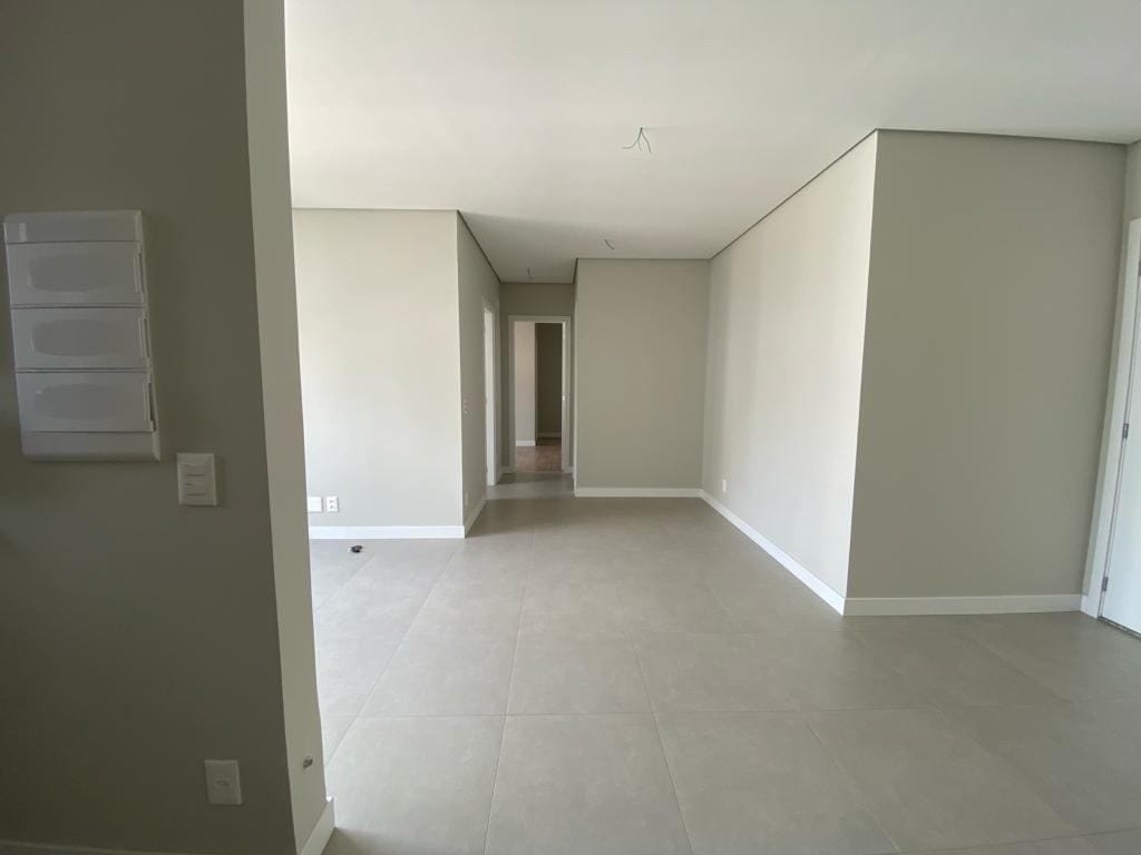 Apartamento à venda, 62 m2/ 2 quartos( sendo 1 suíte)- Ed Insight Palhano- Gleba Fazenda Palhano, Londrina, PR