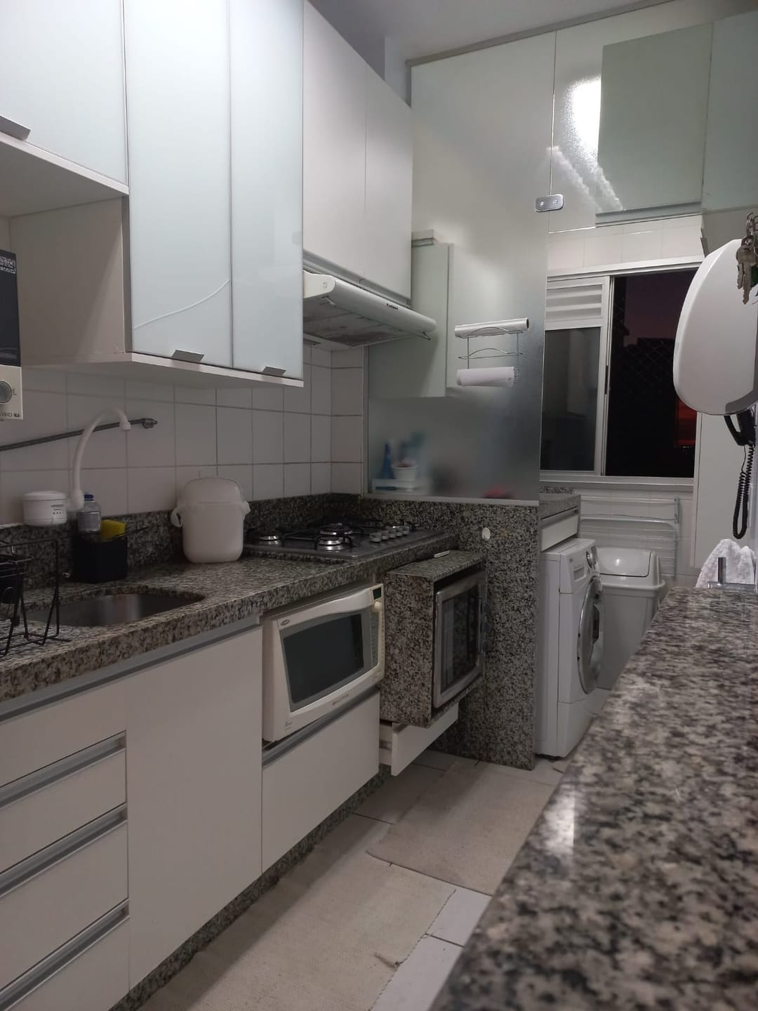 Apartamento à venda, 69m² privados/3 quartos sendo 1 suíte, com móveis planejados no Ed.Gardem Palhano- Gleba Fazenda Palhano, Londrina, PR