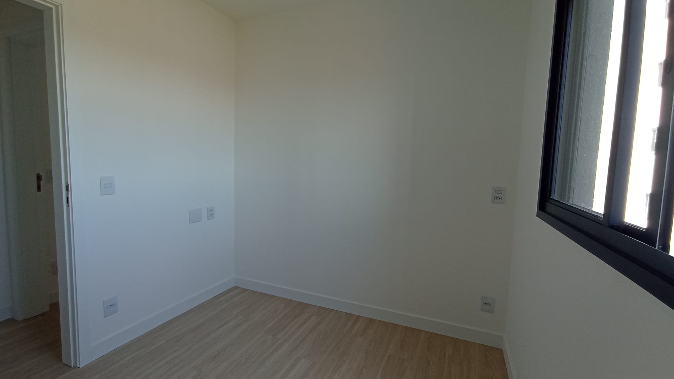 Apartamento 84m² à venda, Edifício Mind, 3 quartos, 2 vagas, Sacada com churrasqueira  - Terra Bonita - Londrina/PR