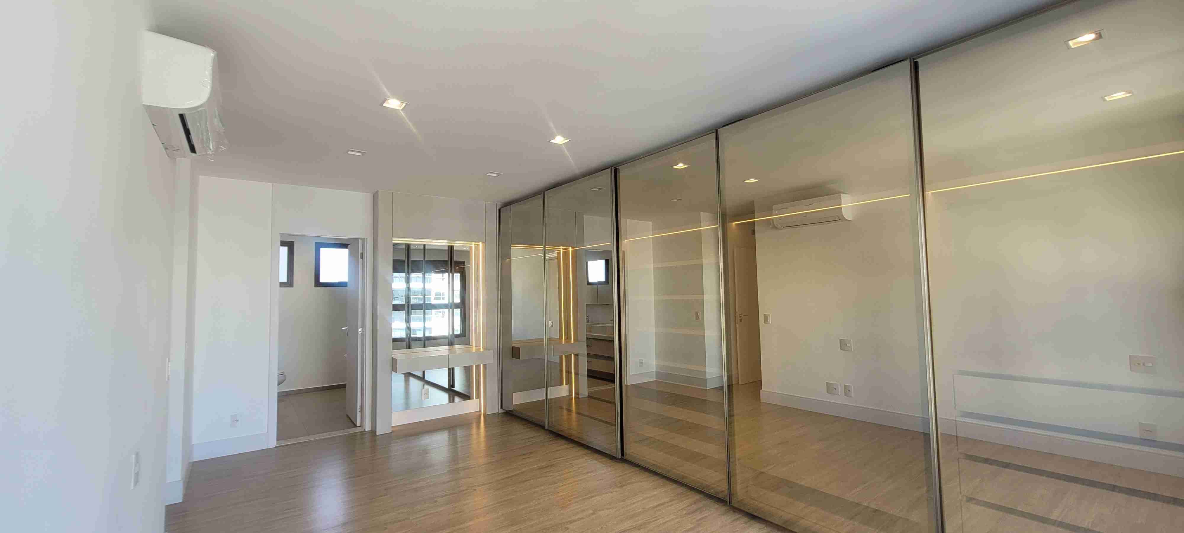 Apartamento para locação no Edifício Epic, 3 Suites, andar alto, Semi mobiliado , 2 vagas- Gleba Palhano-PR