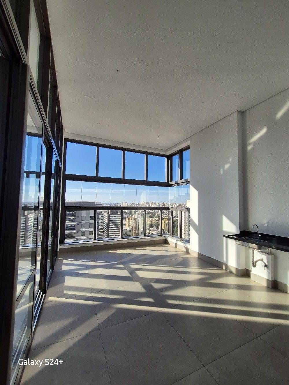 Apartamento à venda, Edifício  Lumini 181m², 3 amplas suítes, 3 vagas, elevador privativo, andar alto- Gleba Palhano, Londrina/PR