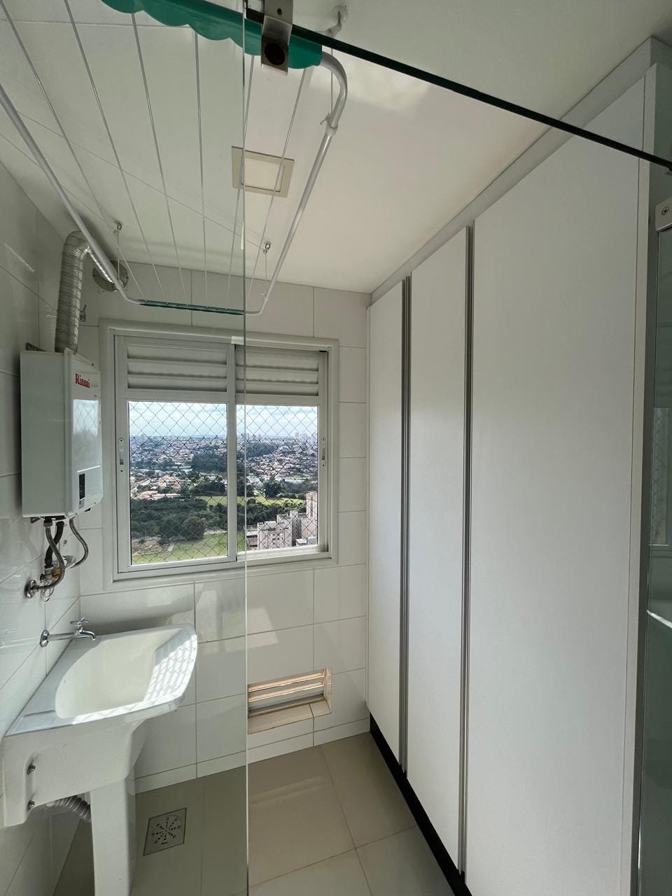 Apartamento à venda, Edifício Alameda Eco Resort , 83m² úteis, 3 dormitórios sendo 1 suíte, 2 vagas , andar alto, Gleba Palhano, Londrina, PR