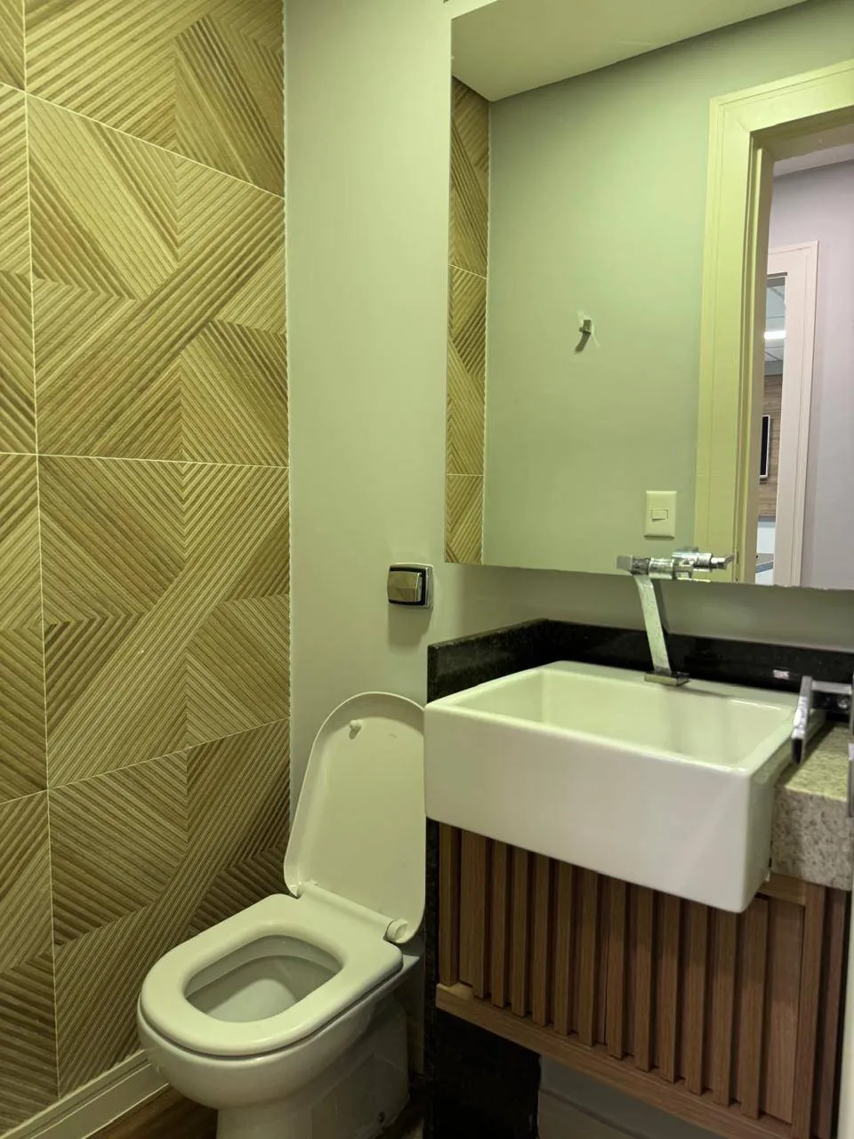 Conjunto comercial para alugar mobiliado Jardim do Lago, Londrina, PR