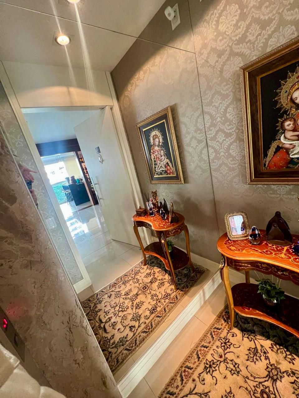 Apartamento  à venda, Ed. Maison Victoria, 183m², 3 suítes, 2 vagas -  Santa Rosa, Londrina, PR