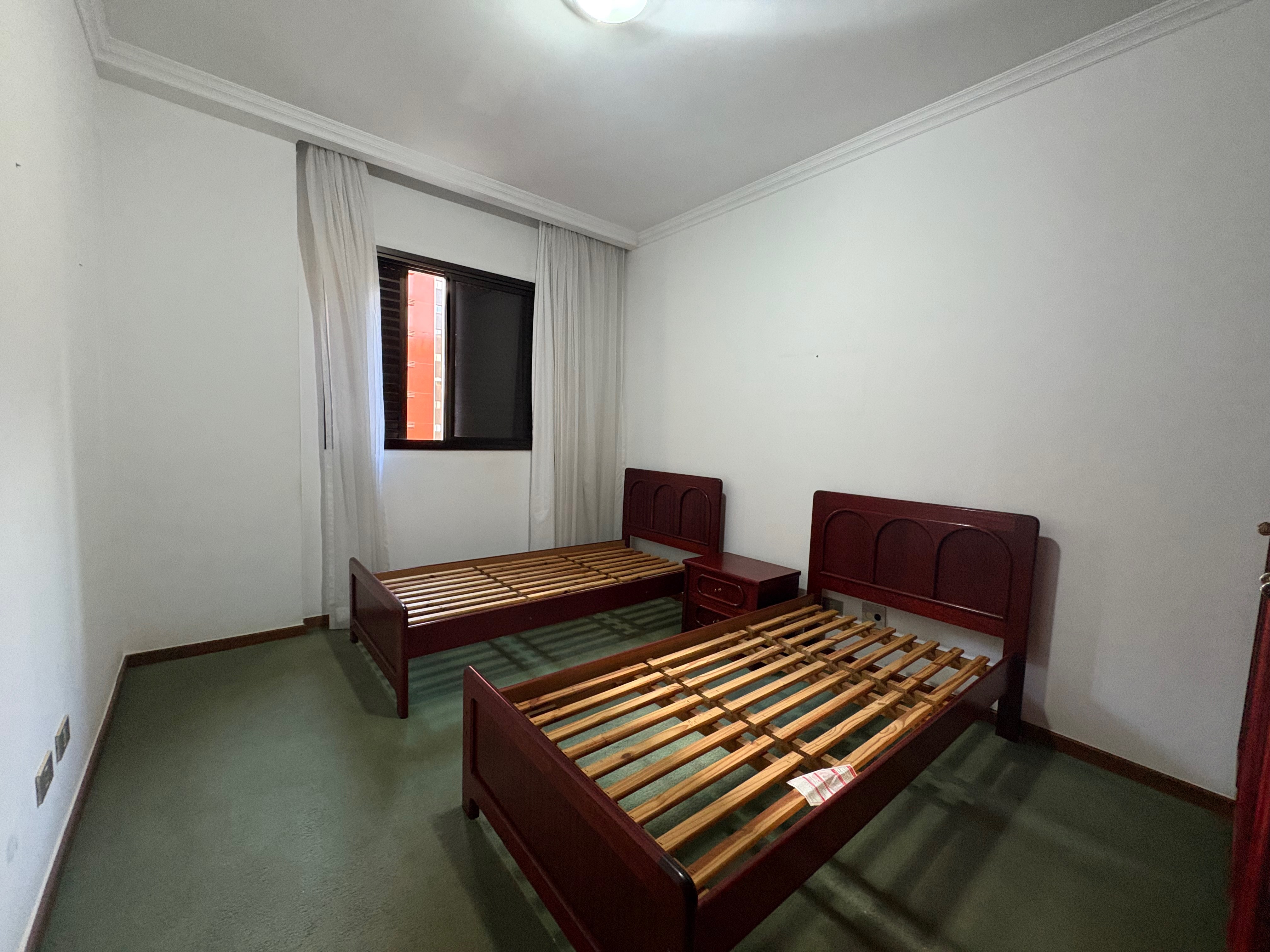 Apartamento à venda, Edifício Palais Lac Dor, 3 suítes, 5 vagas  - Londrina, PR