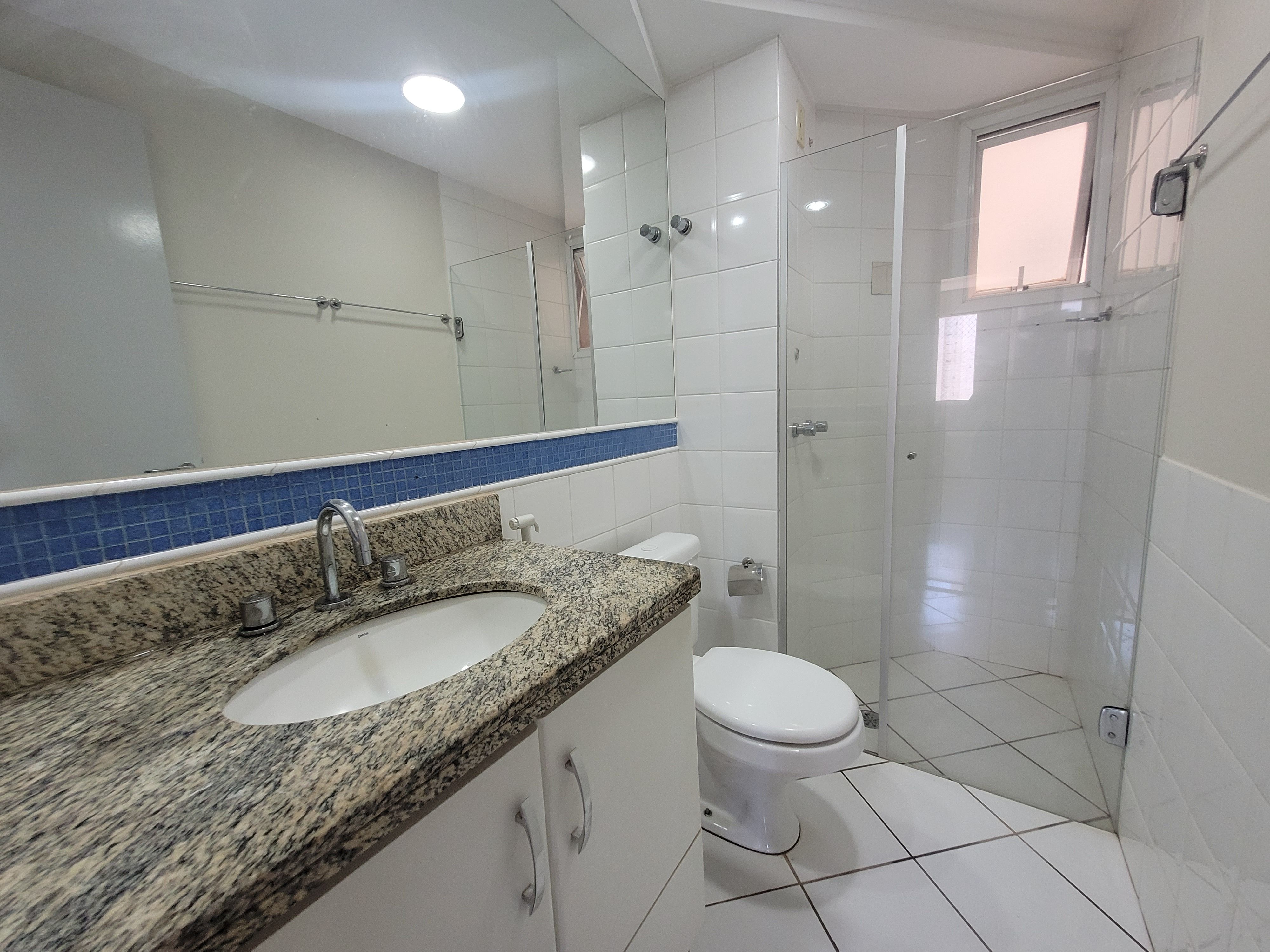 Apartamento  à Venda no edifício  Portal do lago,3 quartos/ 1 suite, andar alto, sol da manha,2 vagas de garagem,Gleba Fazenda Palhano, Londrina,