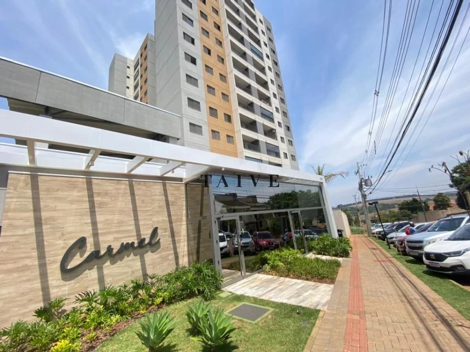 Venda ou locação - Apartamento térreo com 2 quartos, semimobiliado no Edifício Carmel Londrina - Gleba Fazenda Palhano, Londrina