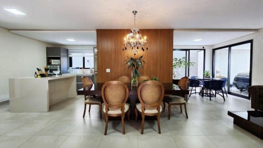 Casa à venda , Condomínio Tangará, 235m² privativos, 3 suítes, 4 garagens, churrasqueira - Parque Tauá, Londrina, PR